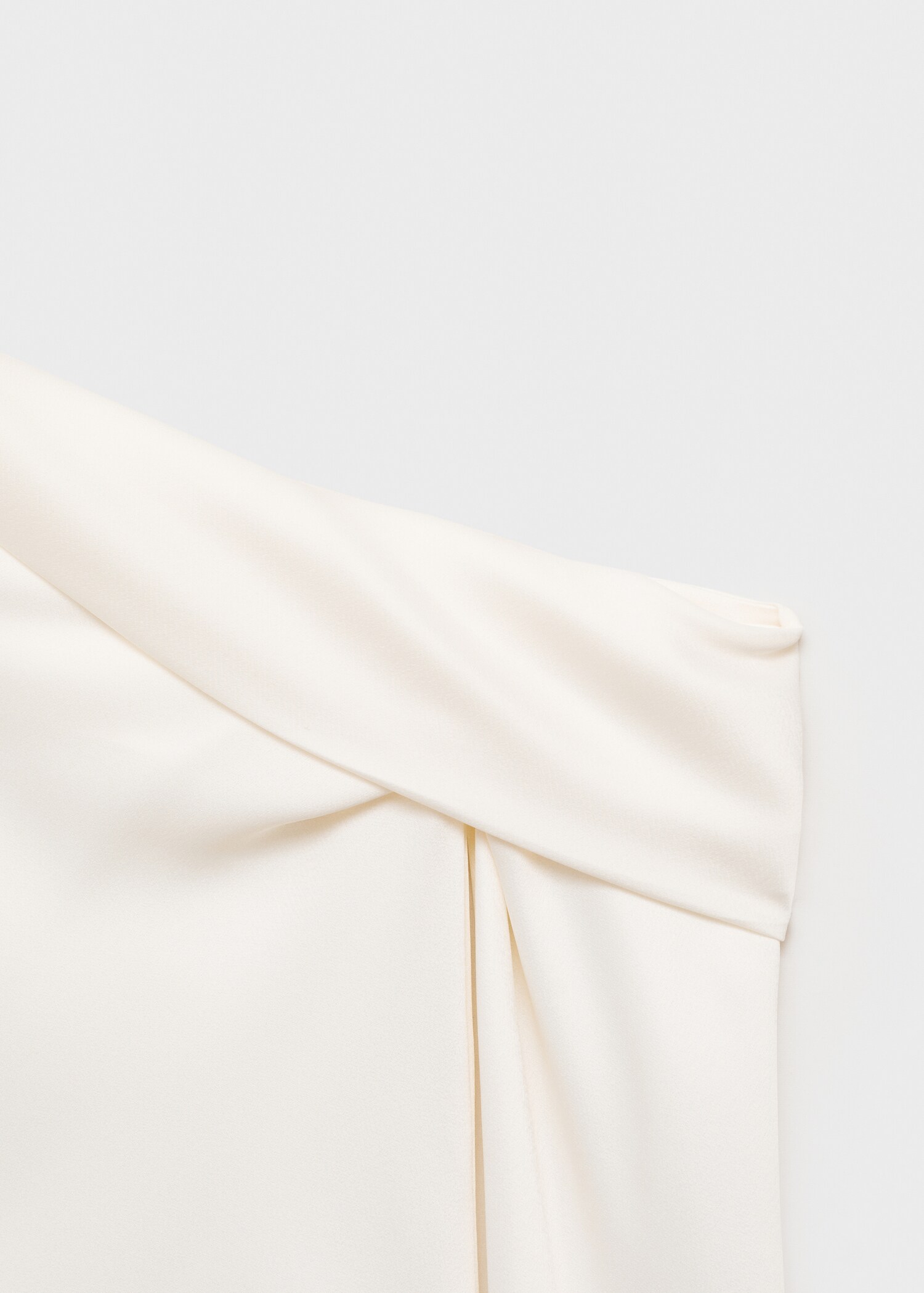 Satin blouse with draped neck - Details of the article 0