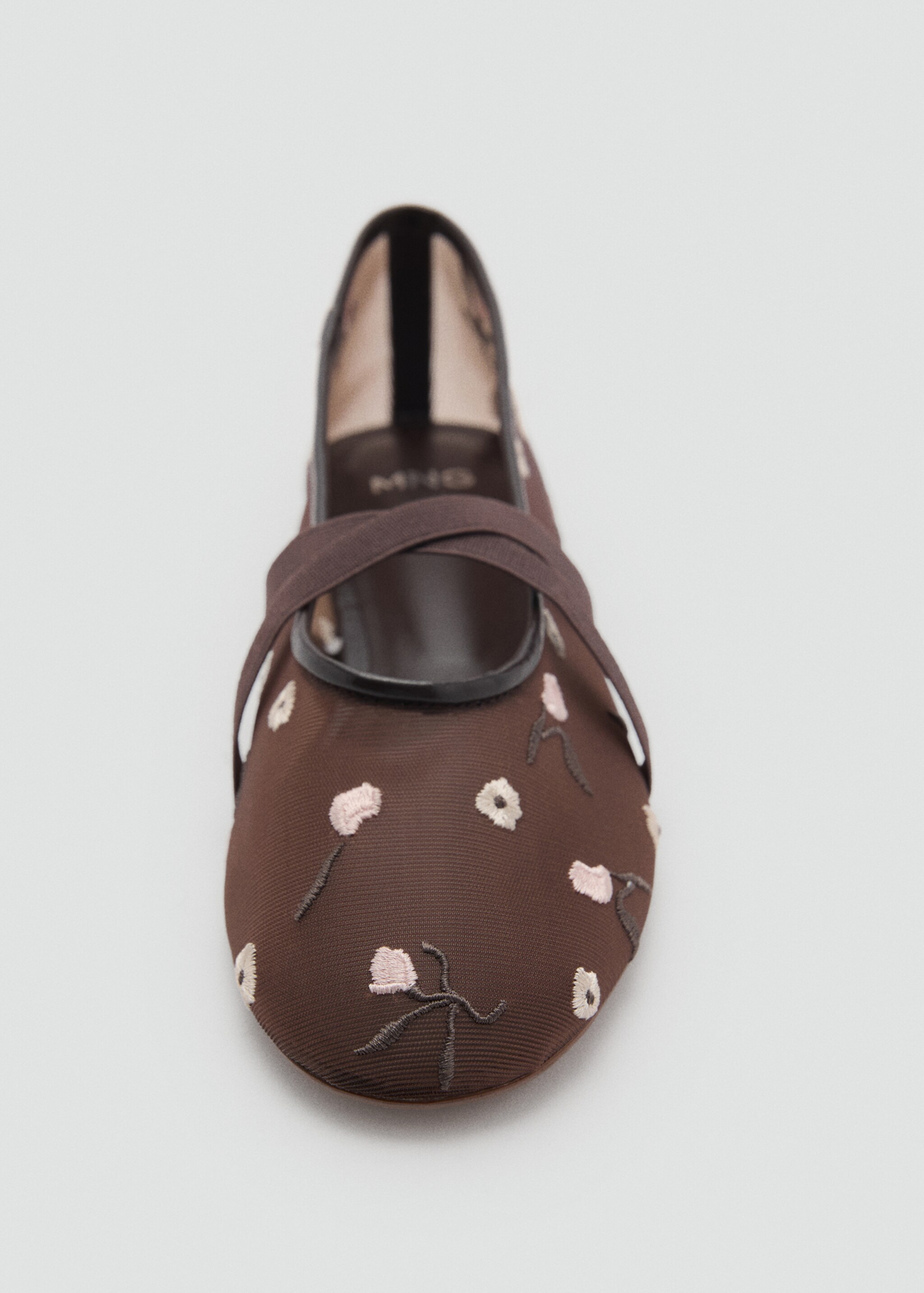 Ballerina flats with cross straps with embroidered flowers - Details of the article 2, Brown. Ref: 87056710-00.