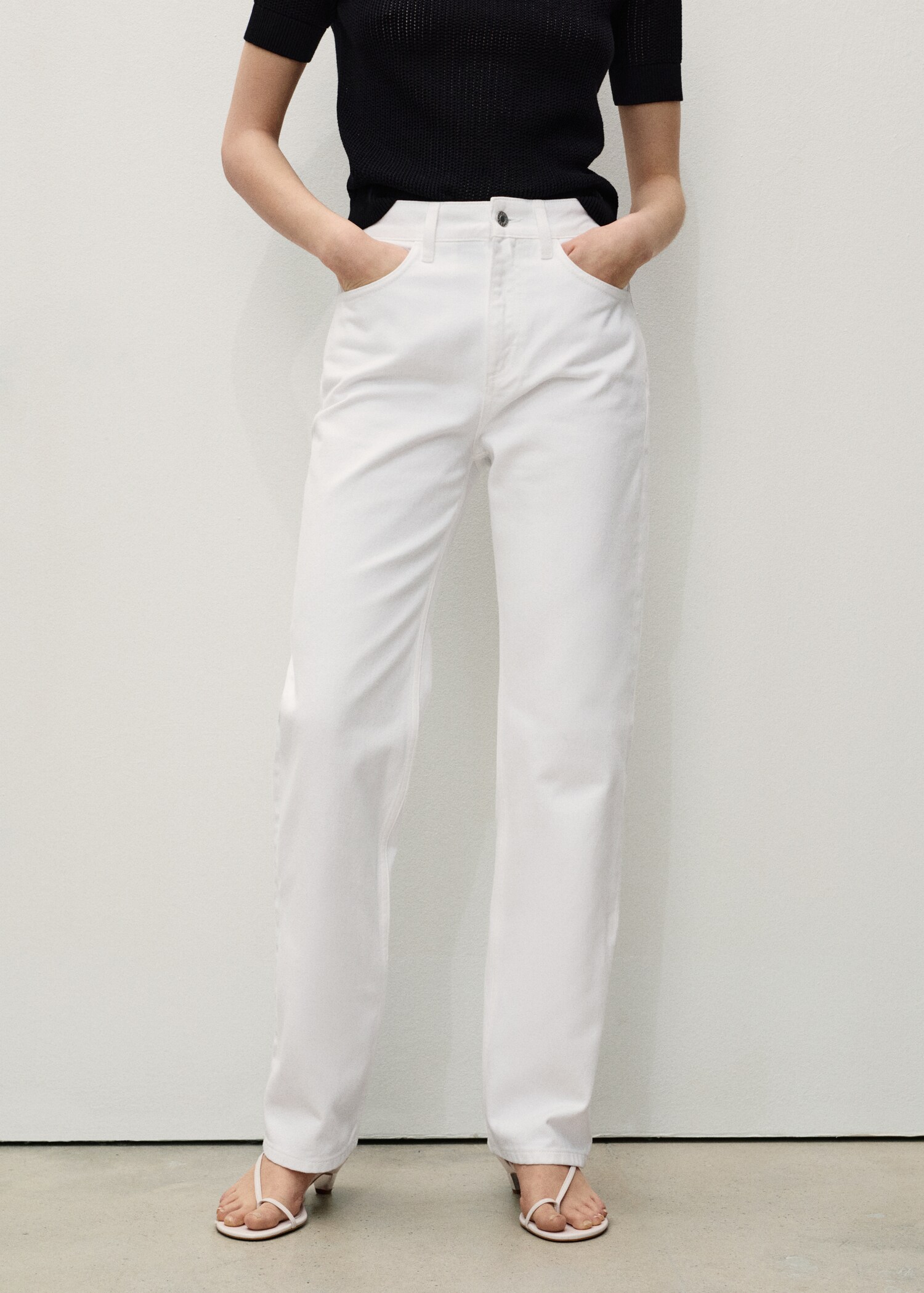 Jean Matilda droit taille normale - Plan moyen