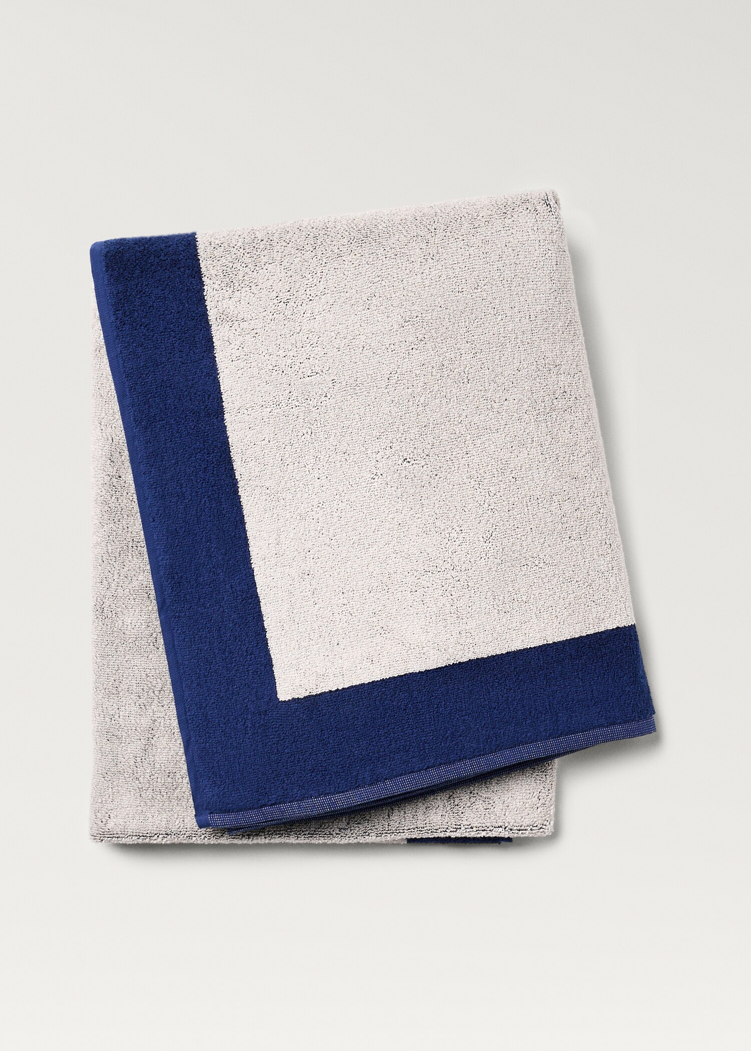 Βαμβακερή πετσέτα θαλάσσης με σχέδιο πλαίσιο - Προϊόν χωρίς μοντέλο