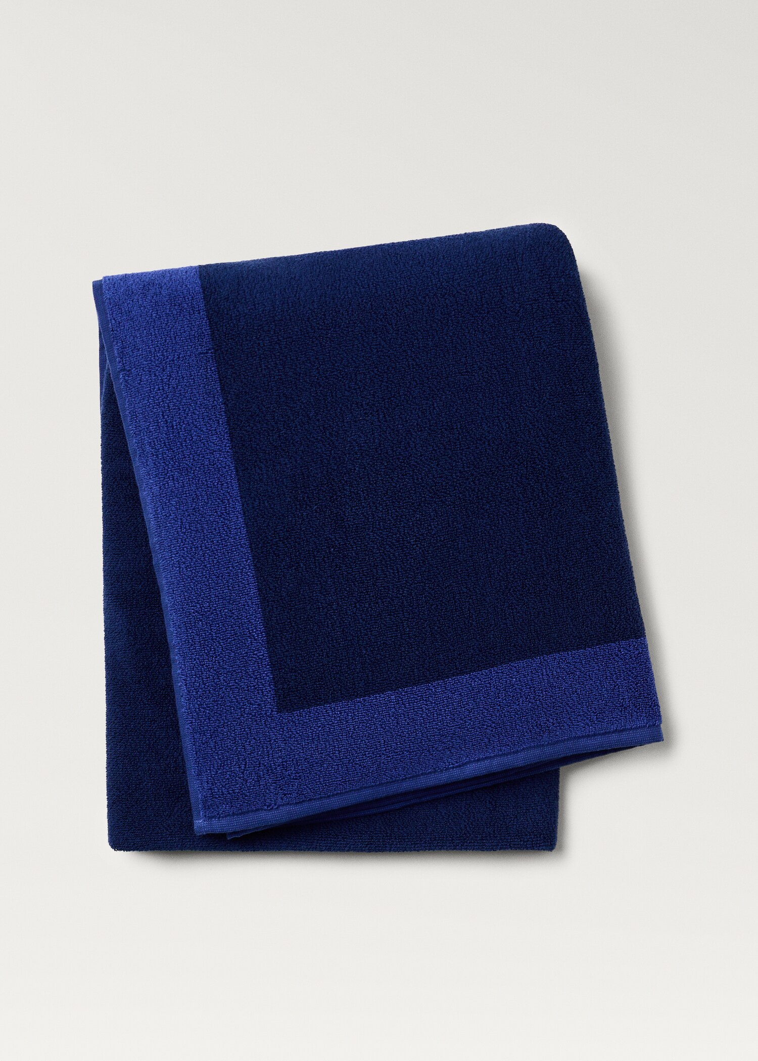 Βαμβακερή πετσέτα θαλάσσης με σχέδιο πλαίσιο - Προϊόν χωρίς μοντέλο