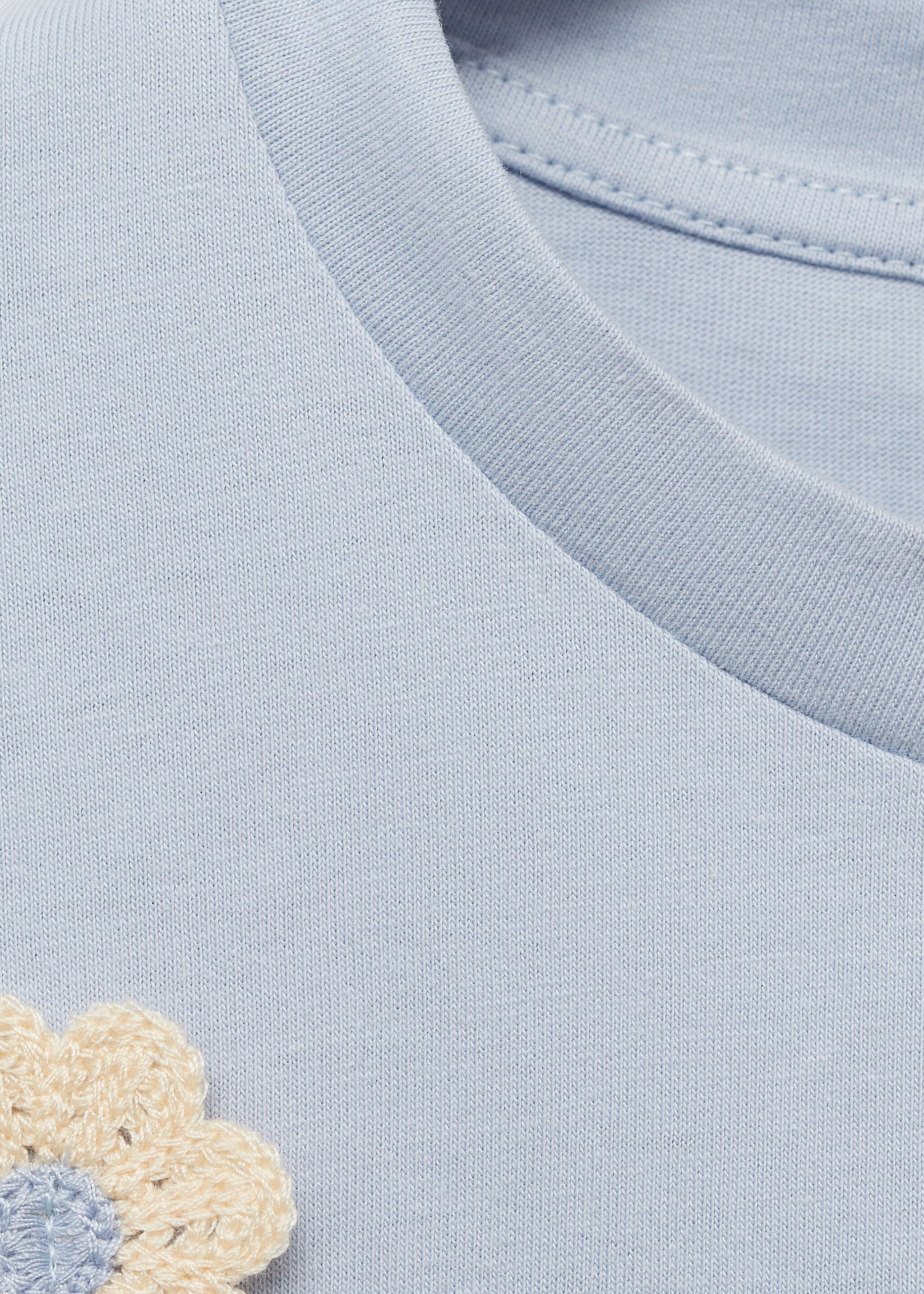 Cotton T-shirt with flower detail - Details of the article 8, Blue. Ref: 87057179-00.