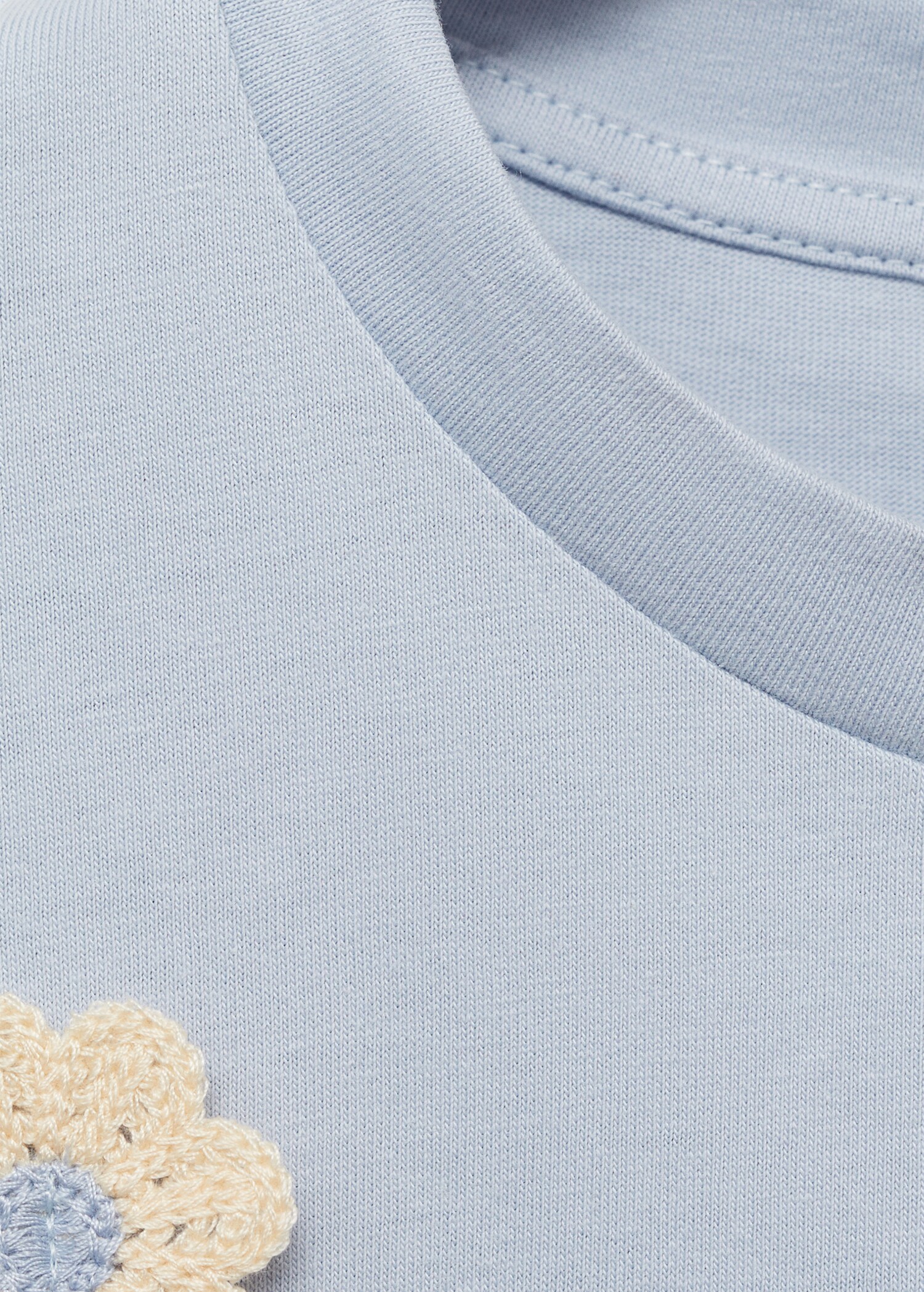 Cotton T-shirt with flower detail - Details of the article 8
