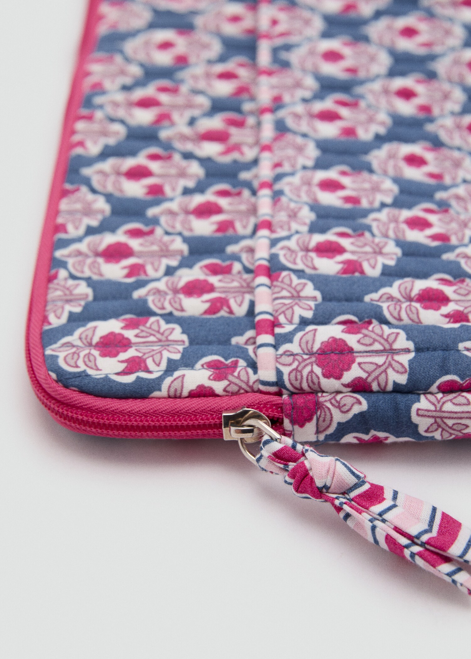 Funda portàtil estampada - Detall de l'article 1