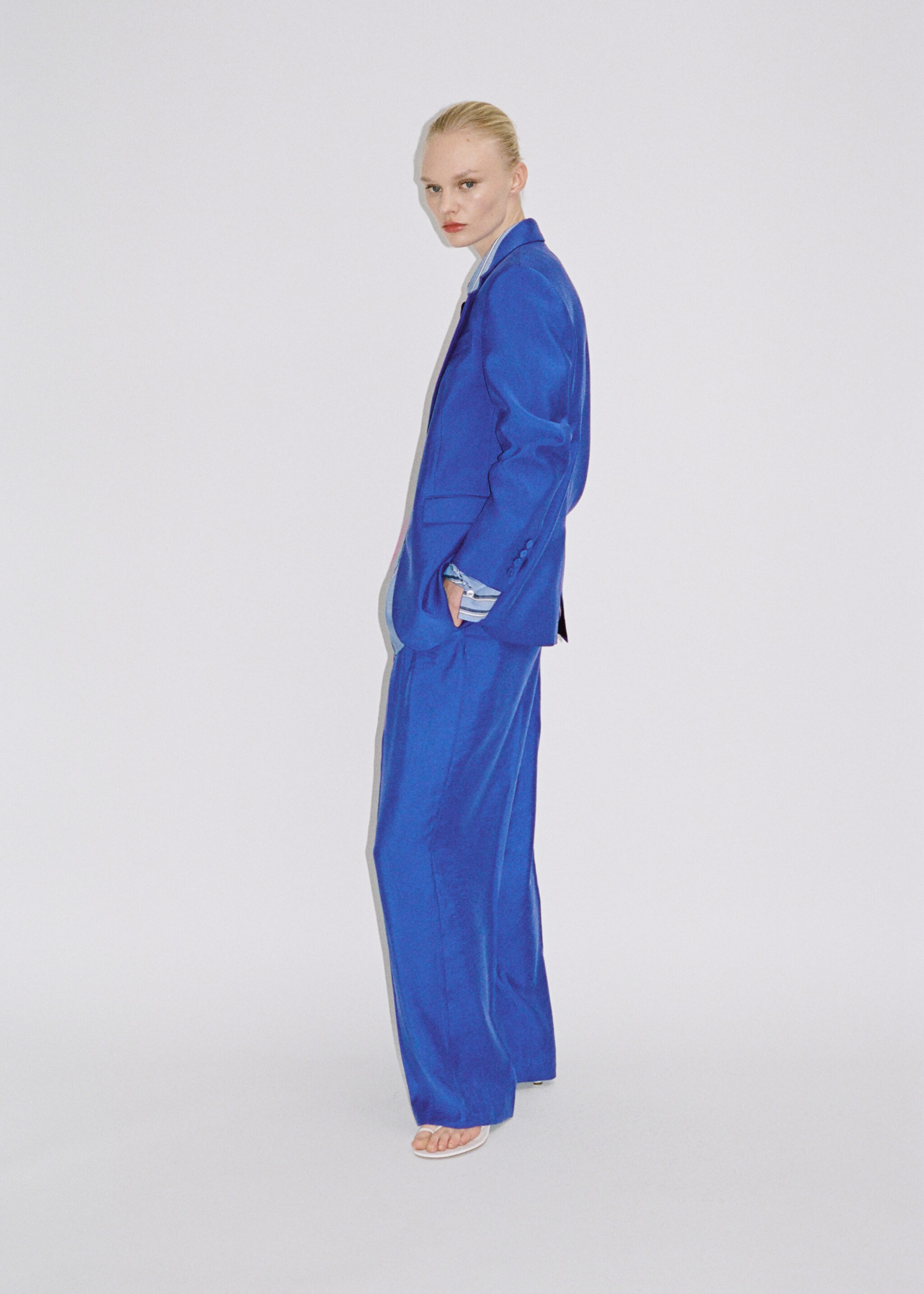 Wide leg pleated suit trousers - Details of the article 6, Blue. Ref: 87057194-00.
