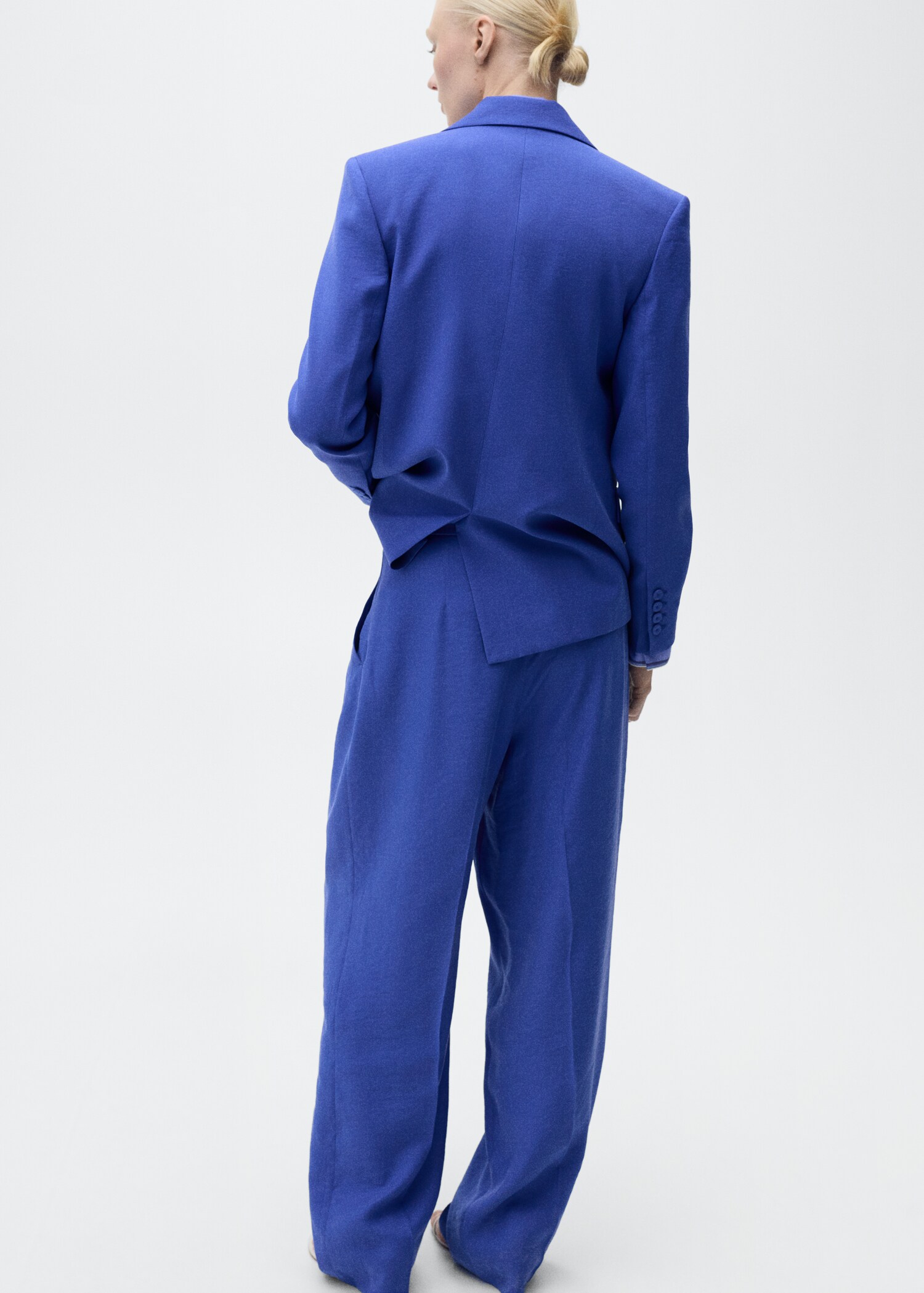 Wide leg pleated suit trousers - Reverse of the article