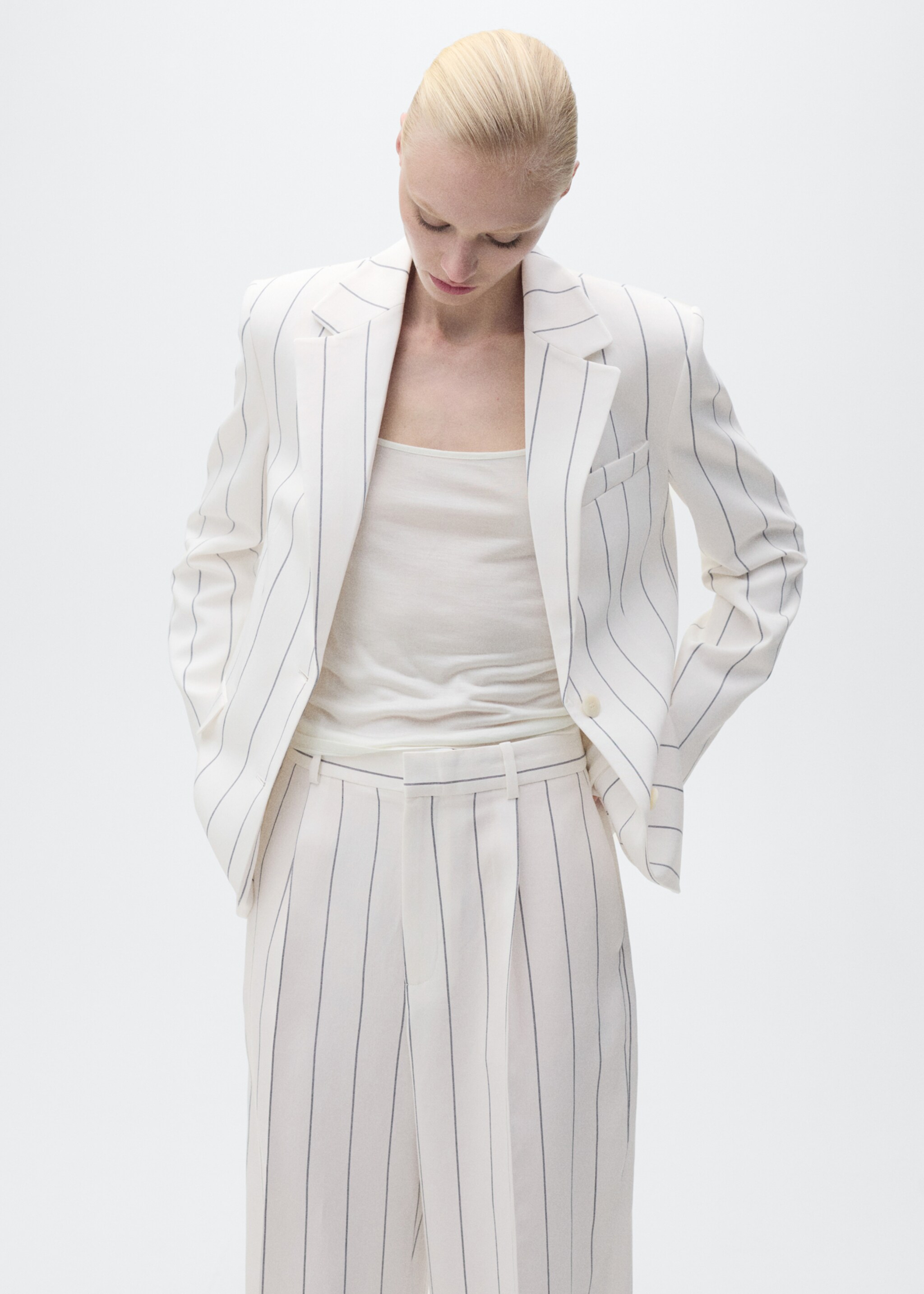 Striped suit trousers - Details of the article 1, White. Ref: 87057195-00.