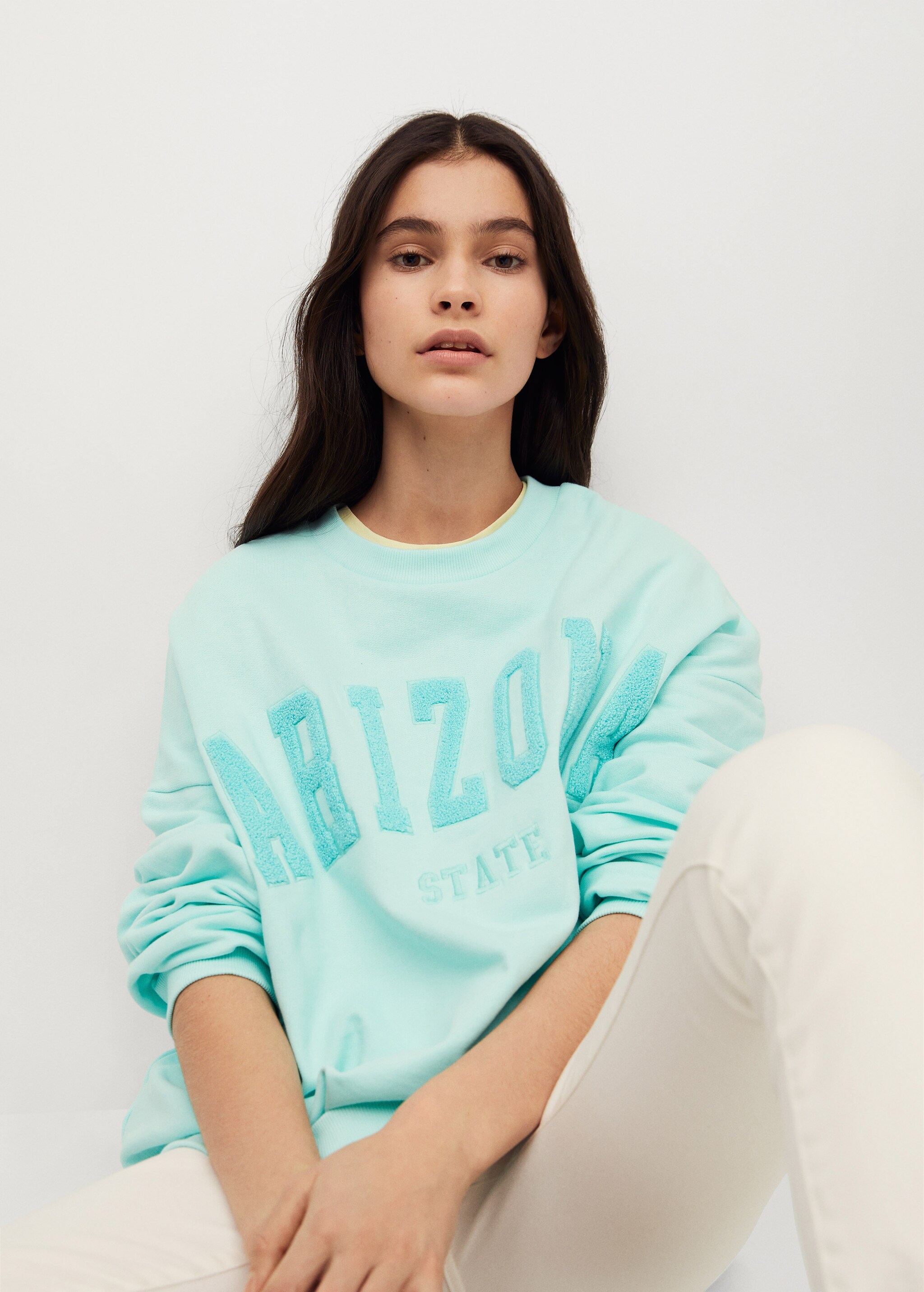 Sudadera oversize mensaje - Detalle del artículo 1