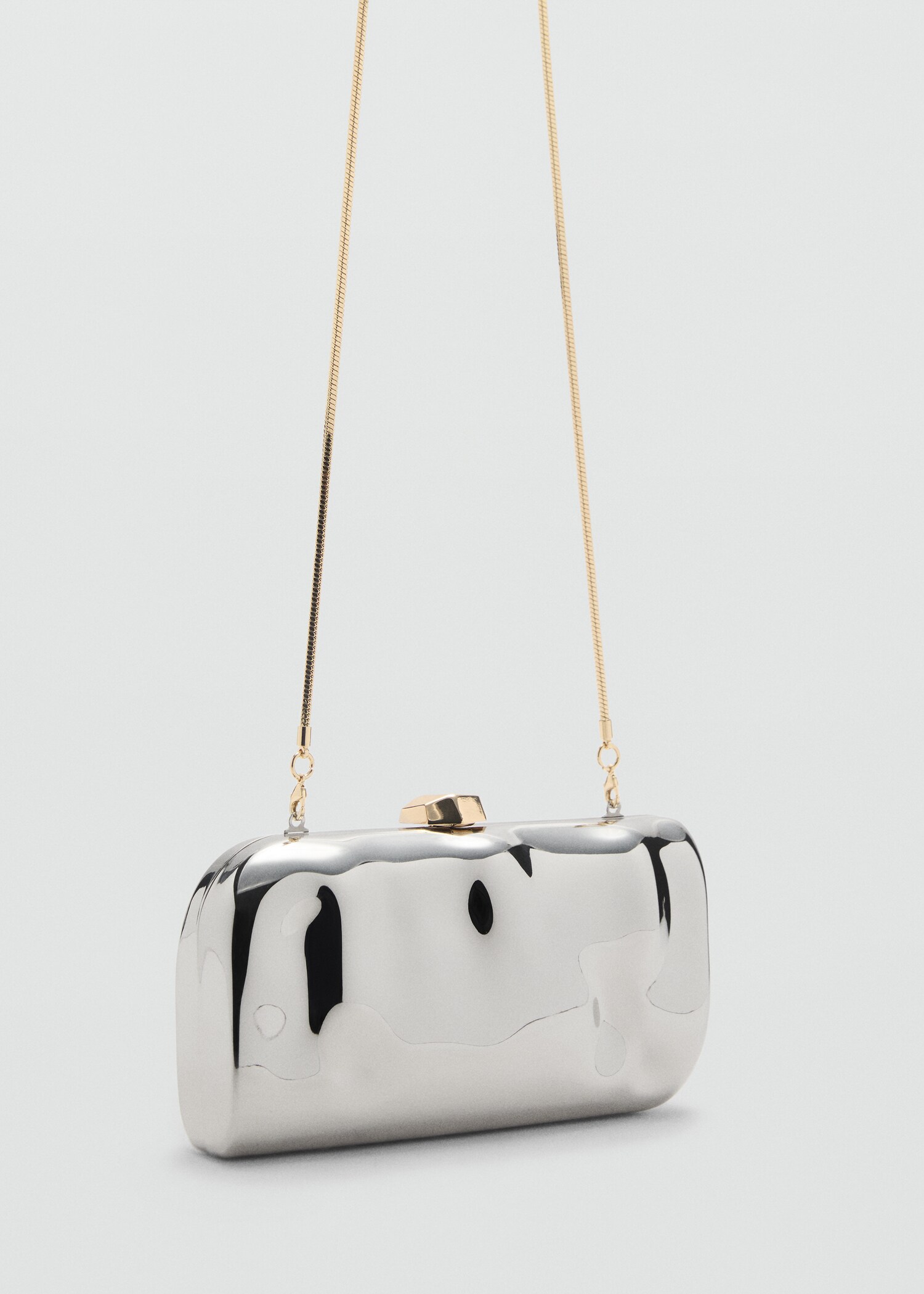 Clutch mit Kettenhenkel - Mittlere Ansicht