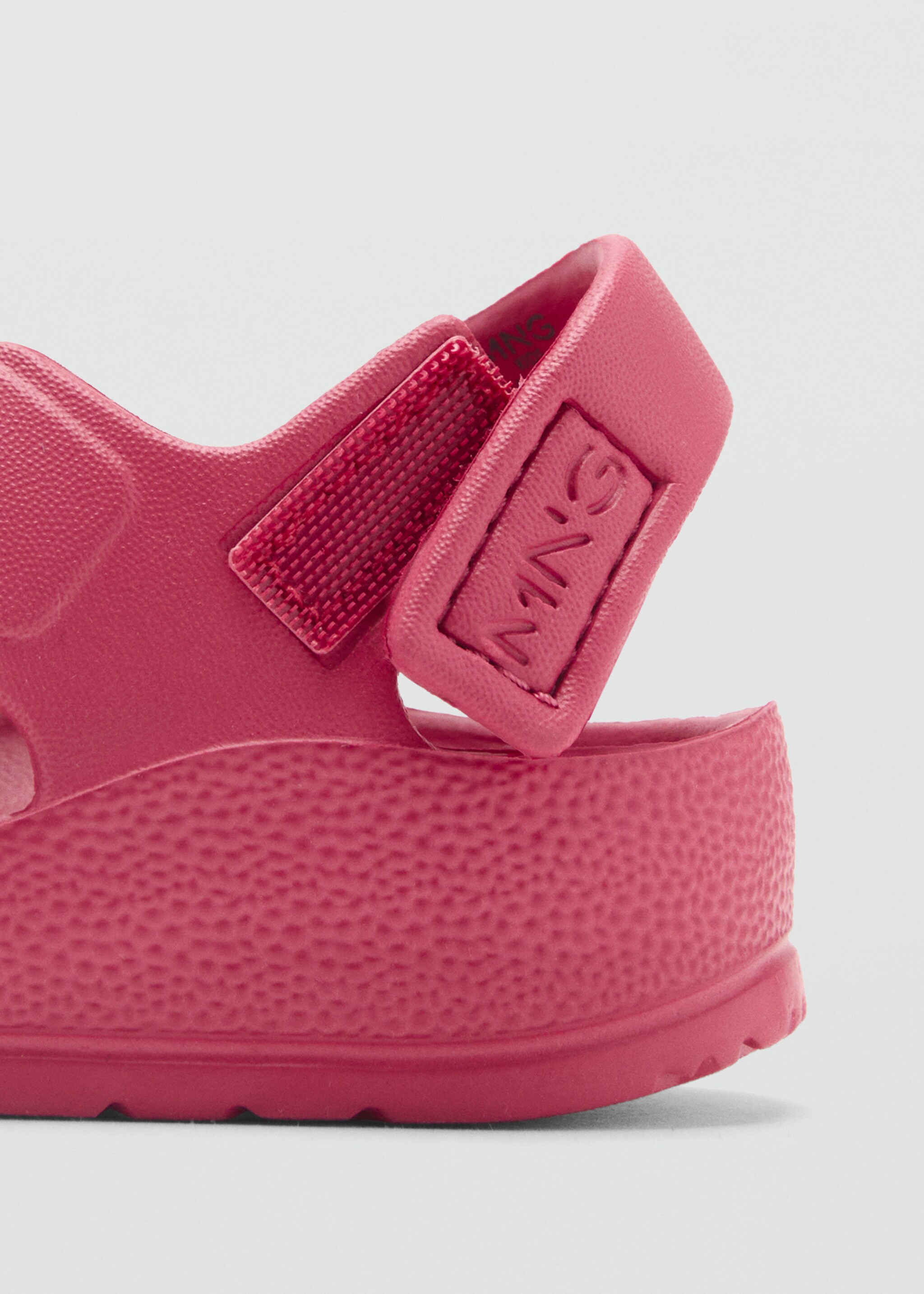 Velcro strap sandal - Details of the article 1, Strawberry. Ref: 87057710-00.