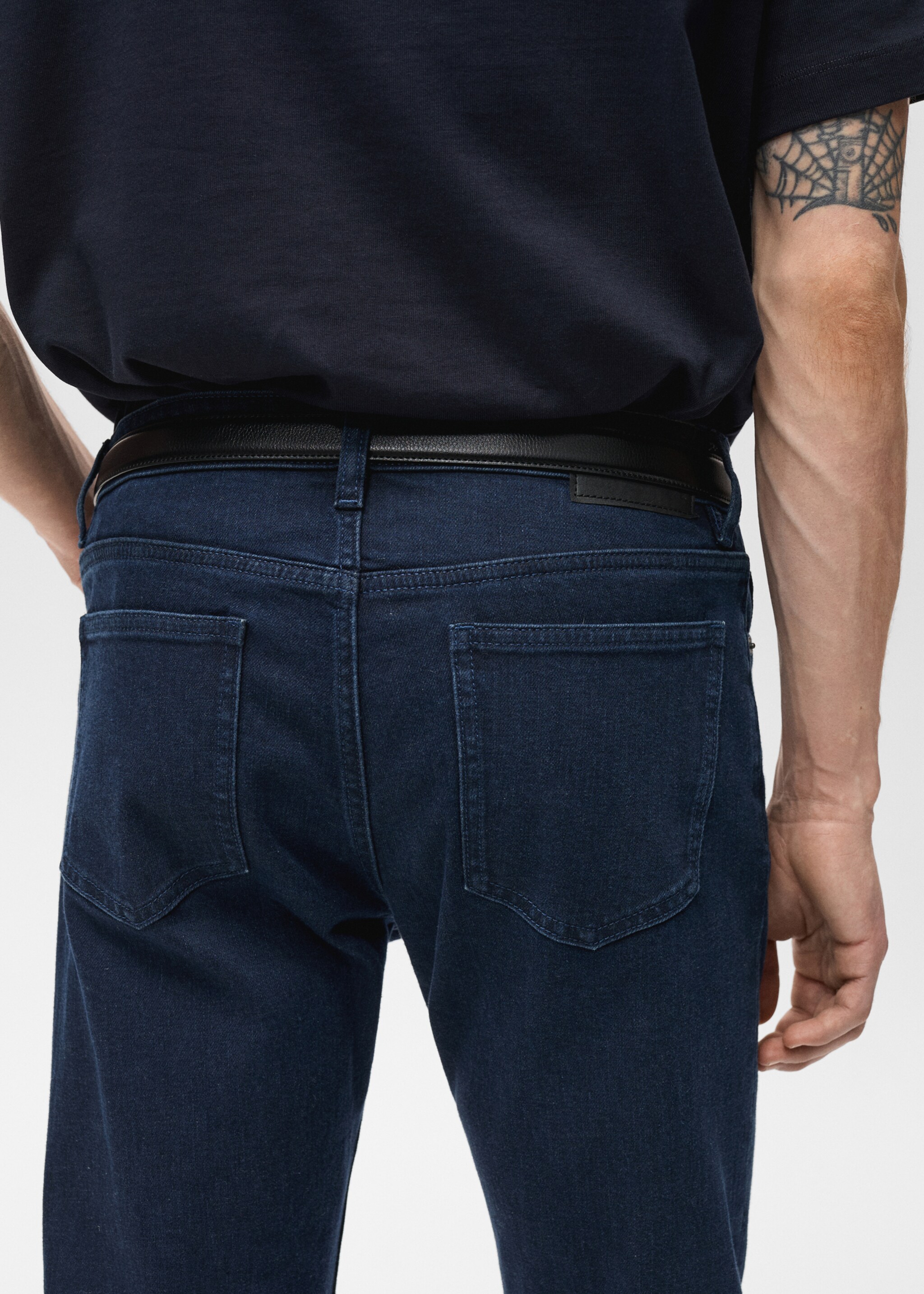 Jan slim-fit jeans - Details of the article 6, Deep Dark Blue. Ref: 87057891-00.