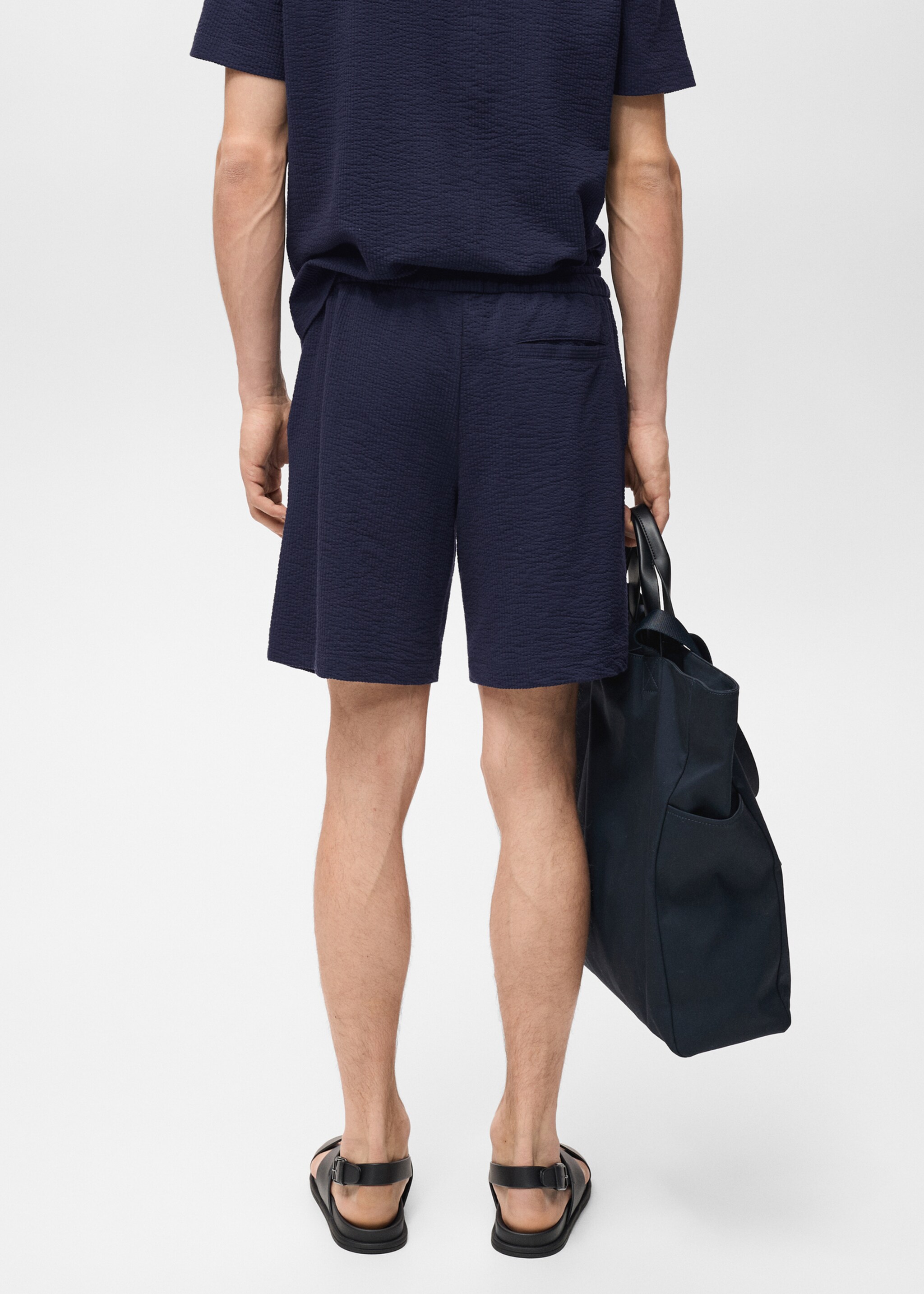 Seersucker shorts with drawstring - Reverse of the article, Dark Navy. Ref: 87057895-00.