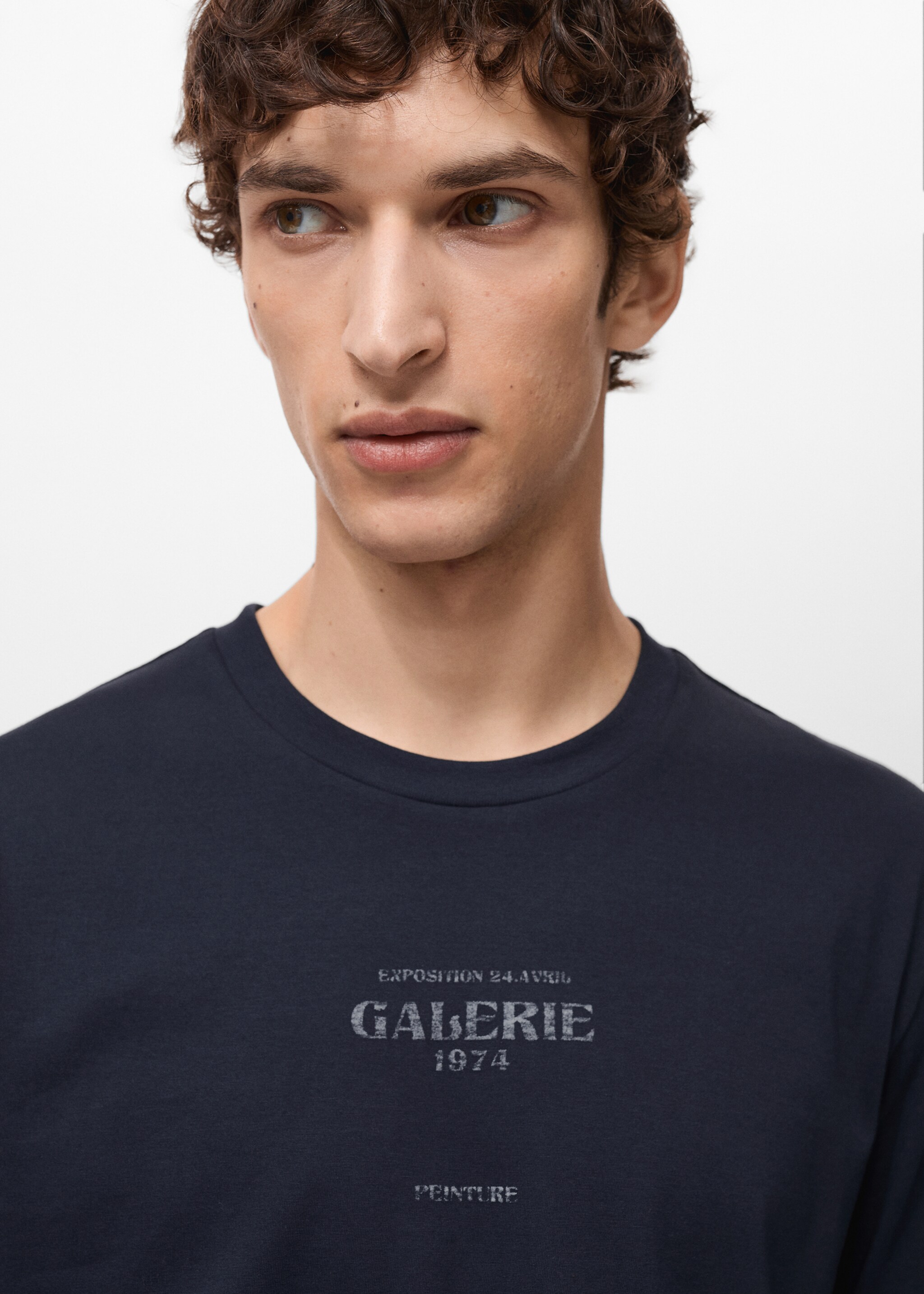 Short-sleeved printed t-shirt - Details of the article 1, Dark Navy. Ref: 87057902-00.