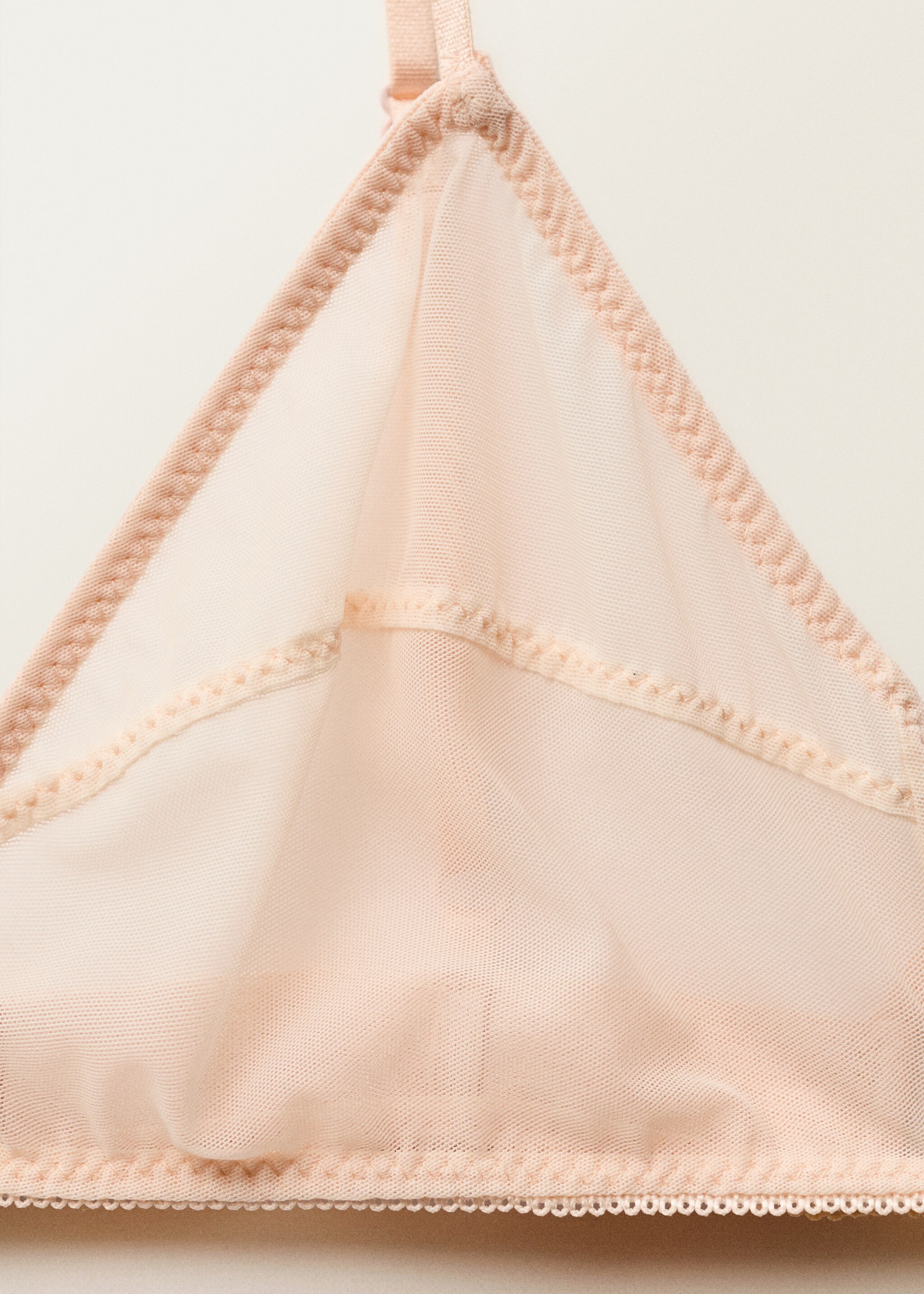 Semi-transparent bra with seam detail - Details of the article 8, Ecru. Ref: 87057904-00.