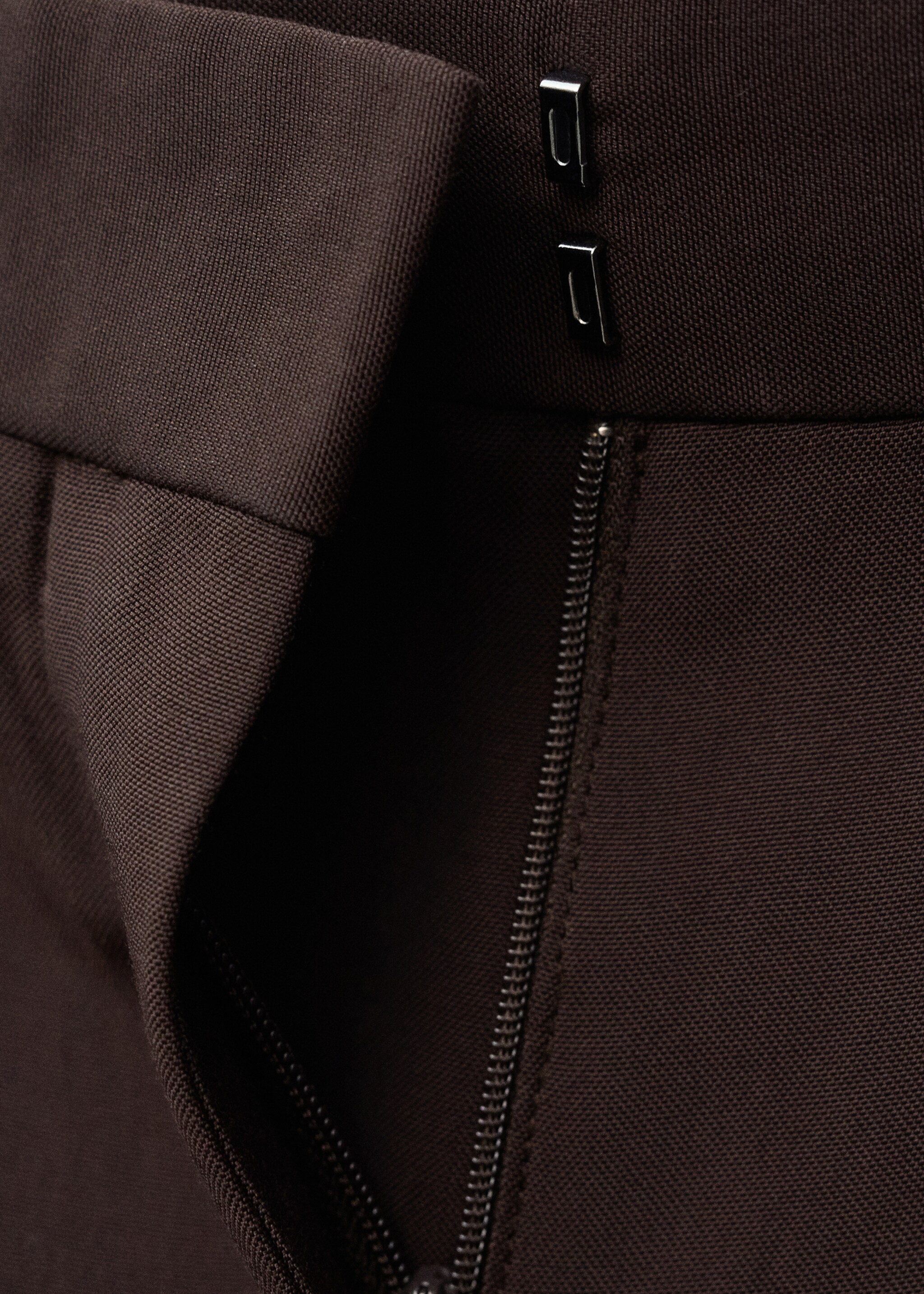 Pantalón pinzas wide leg - Detalle del artículo 0, Chocolate. Ref: 87057905-00.