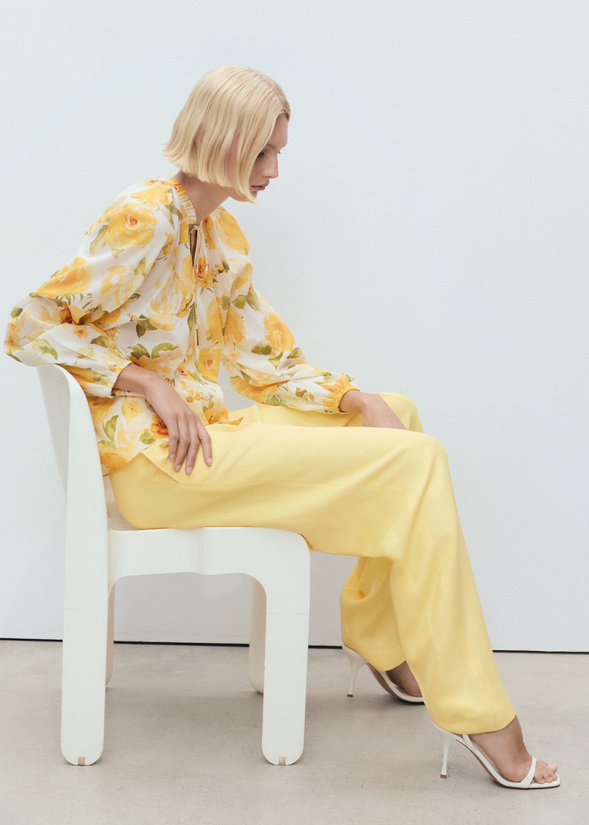 Floral cotton blouse - Details of the article 2, Yellow. Ref: 87058652-00.