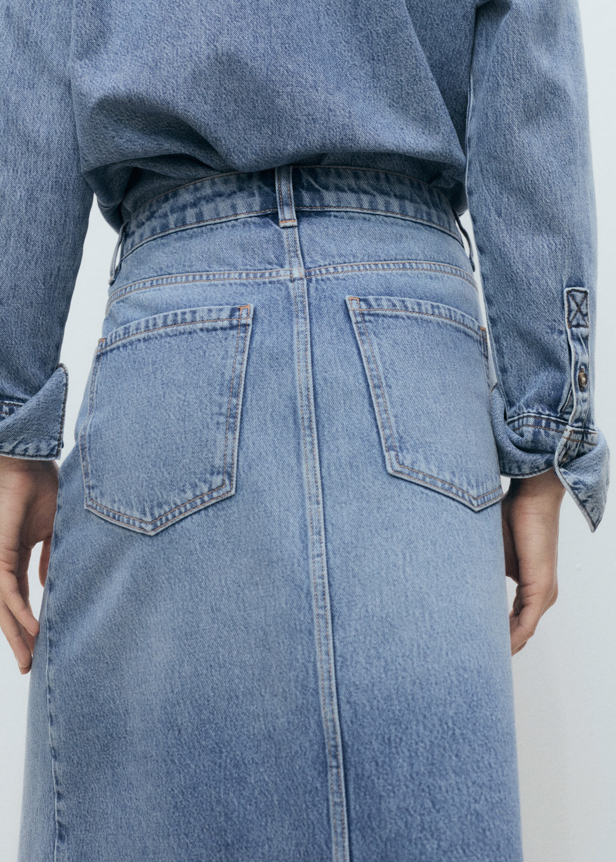 Midi denim skirt - Details of the article 1, Medium Blue. Ref: 87059065-00.
