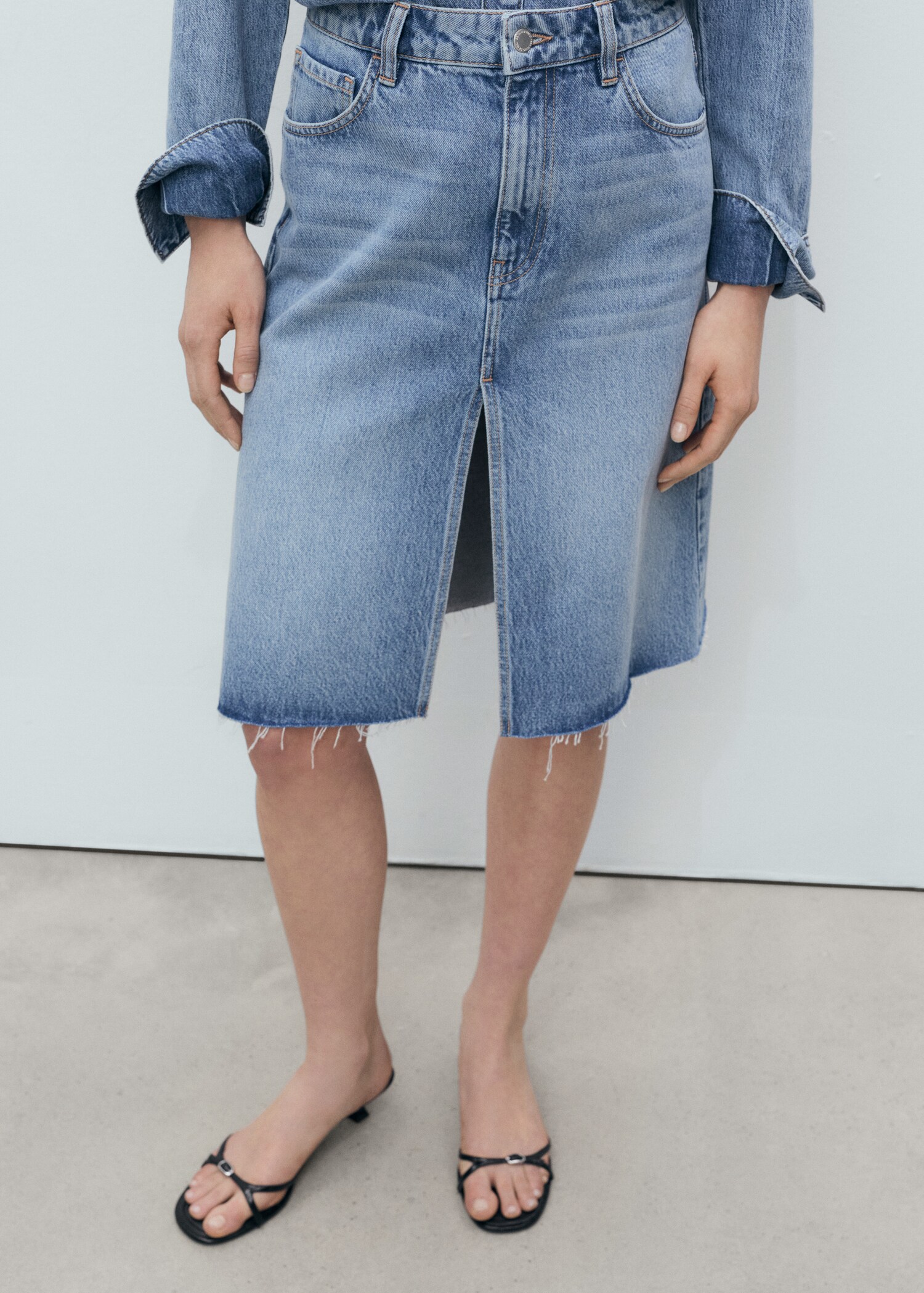 Midi denim skirt - Details of the article 6