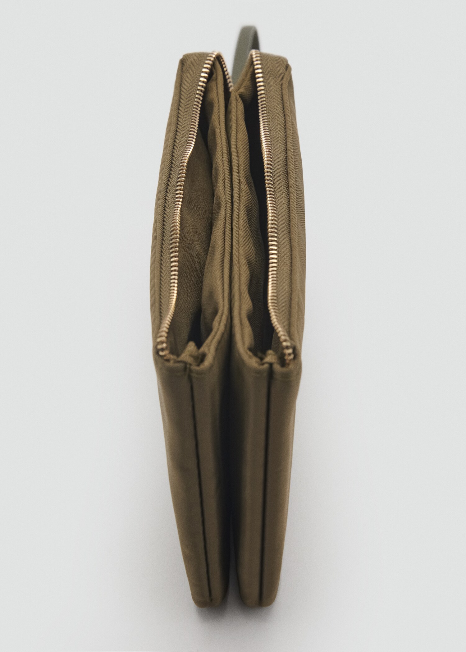 Nylon purse with zip - Details of the article 2