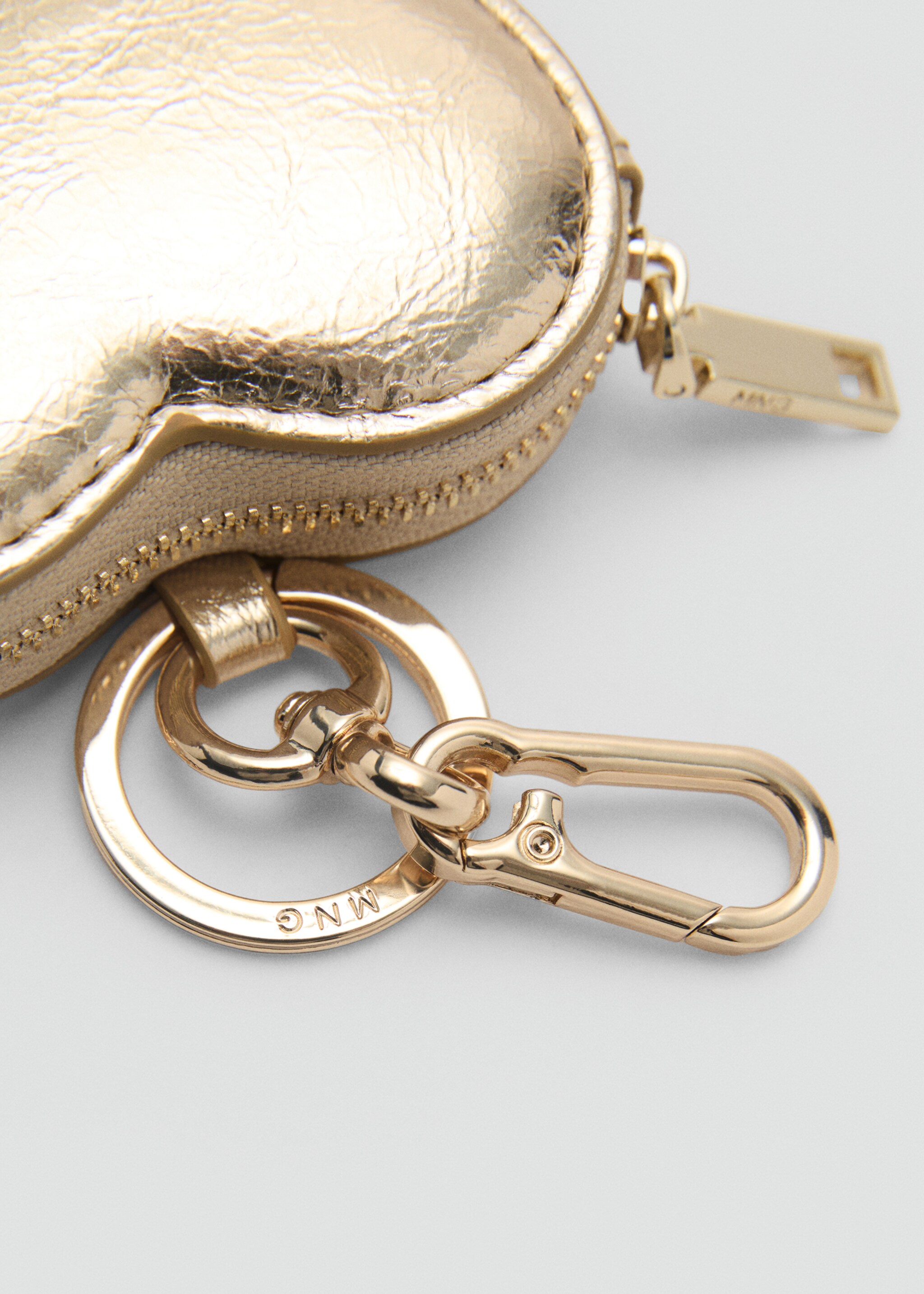 Padded heart keychain - Details of the article 1, Gold. Ref: 87060438-00.