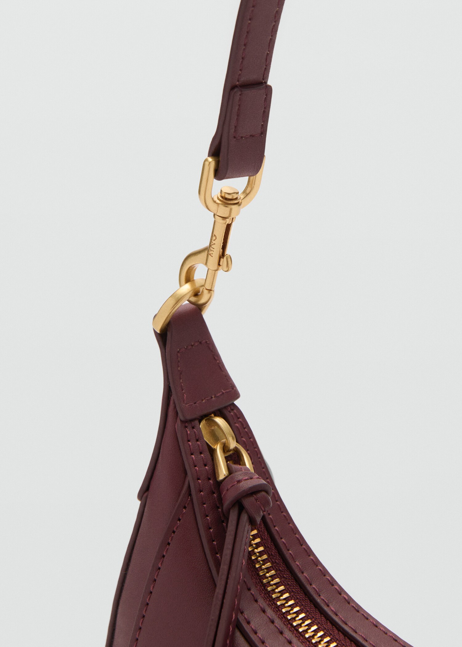 Mini oval crossbody bag - Details of the article 2