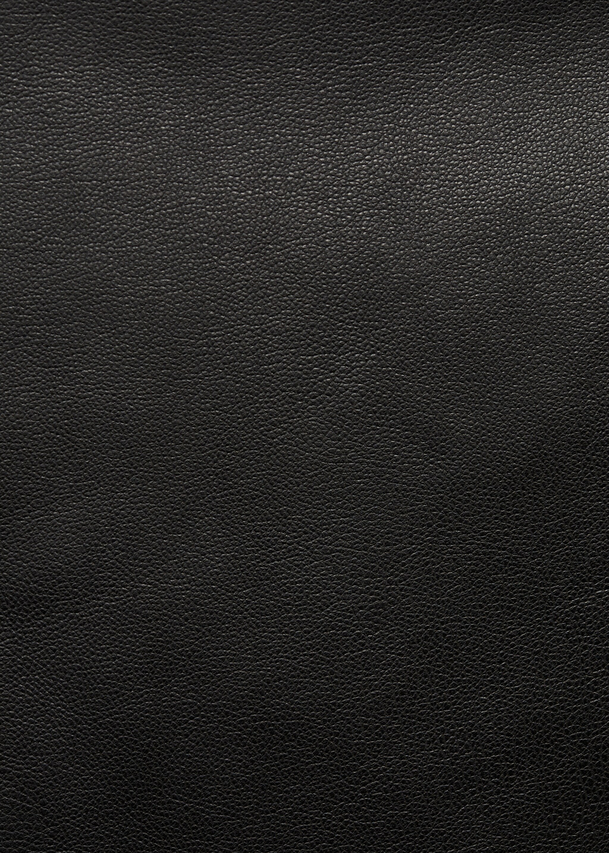 Faux-leather culottes - Details of the article 0, Black. Ref: 87060457-00.