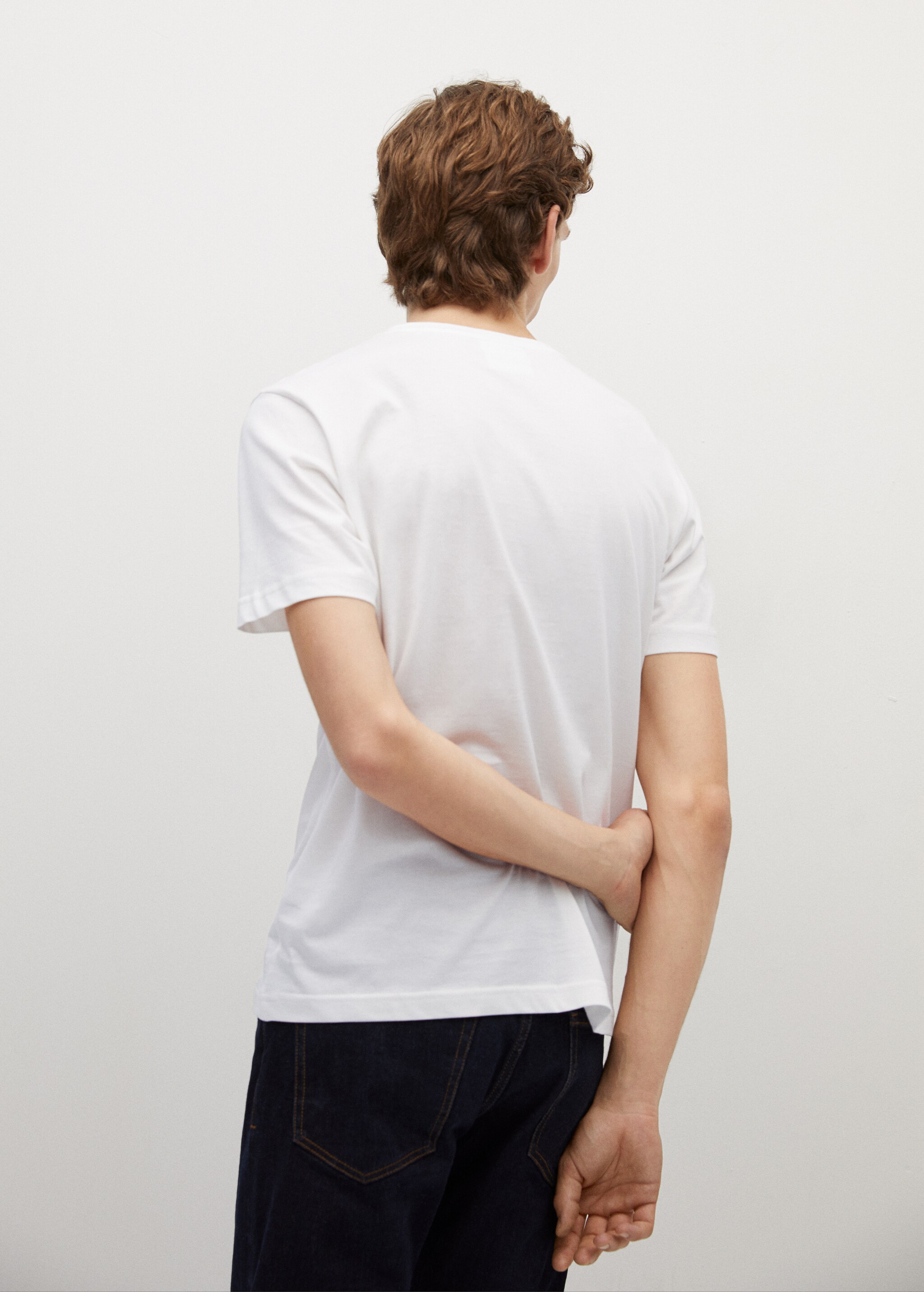 Sustainable cotton t-shirt - Reverse of the article