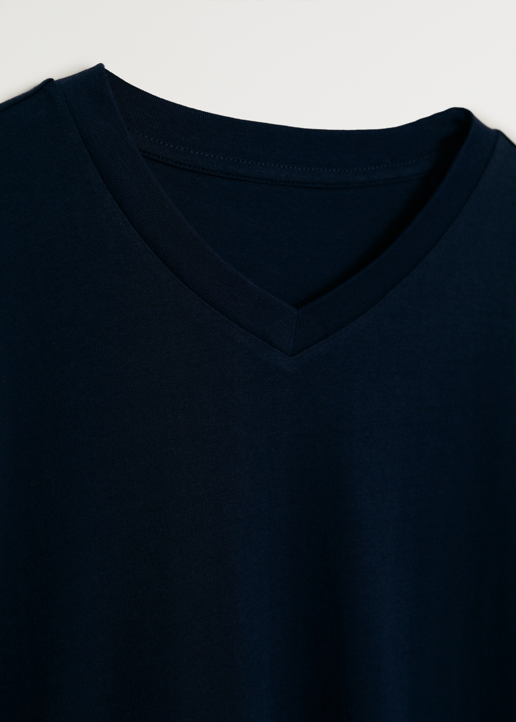 Sustainable cotton t-shirt - Details of the article 8
