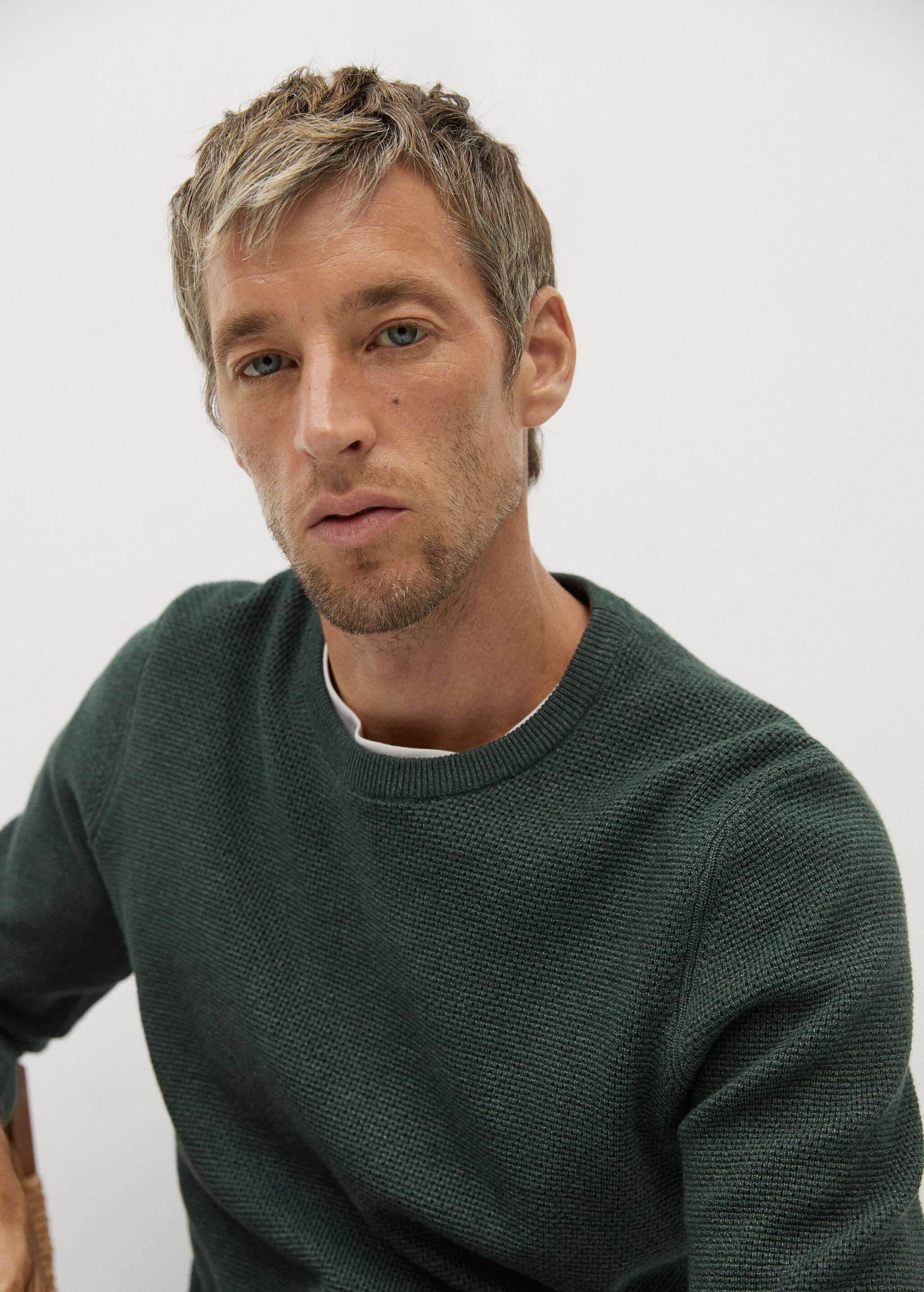Structured cotton sweater - Details of the article 2