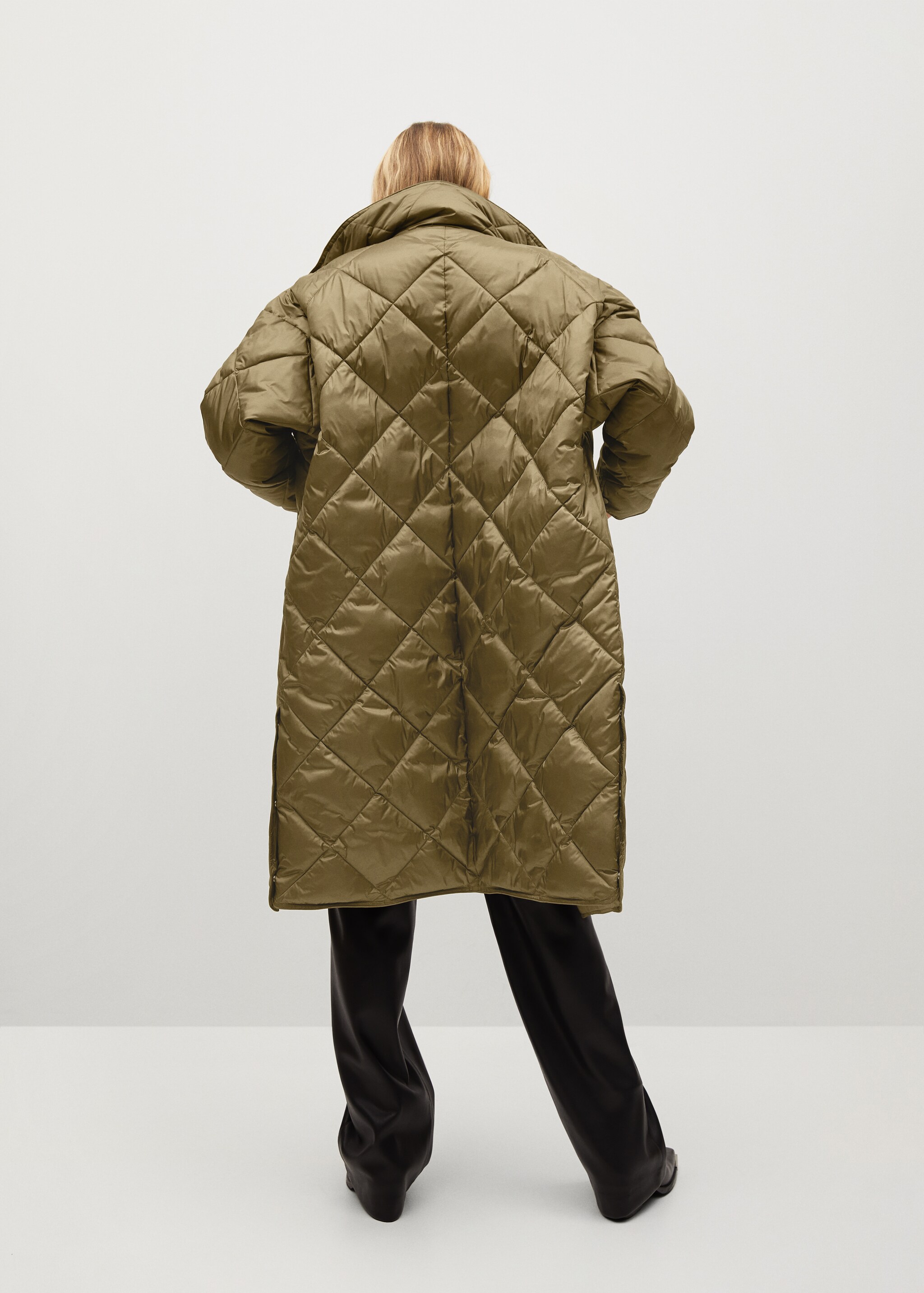 Anorak acolchado oversize - Reverso del artículo