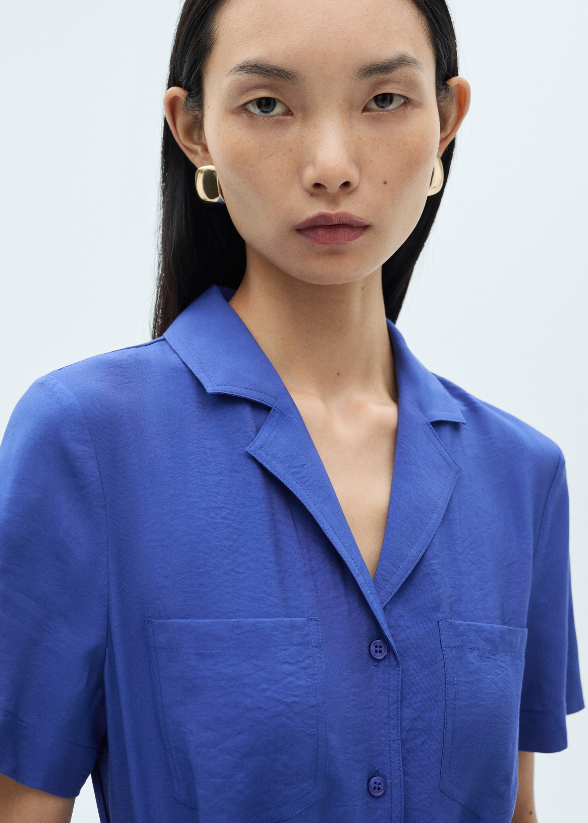 Pockets shirt dress - Details of the article 1, Vibrant blue. Ref: 87060577-00.