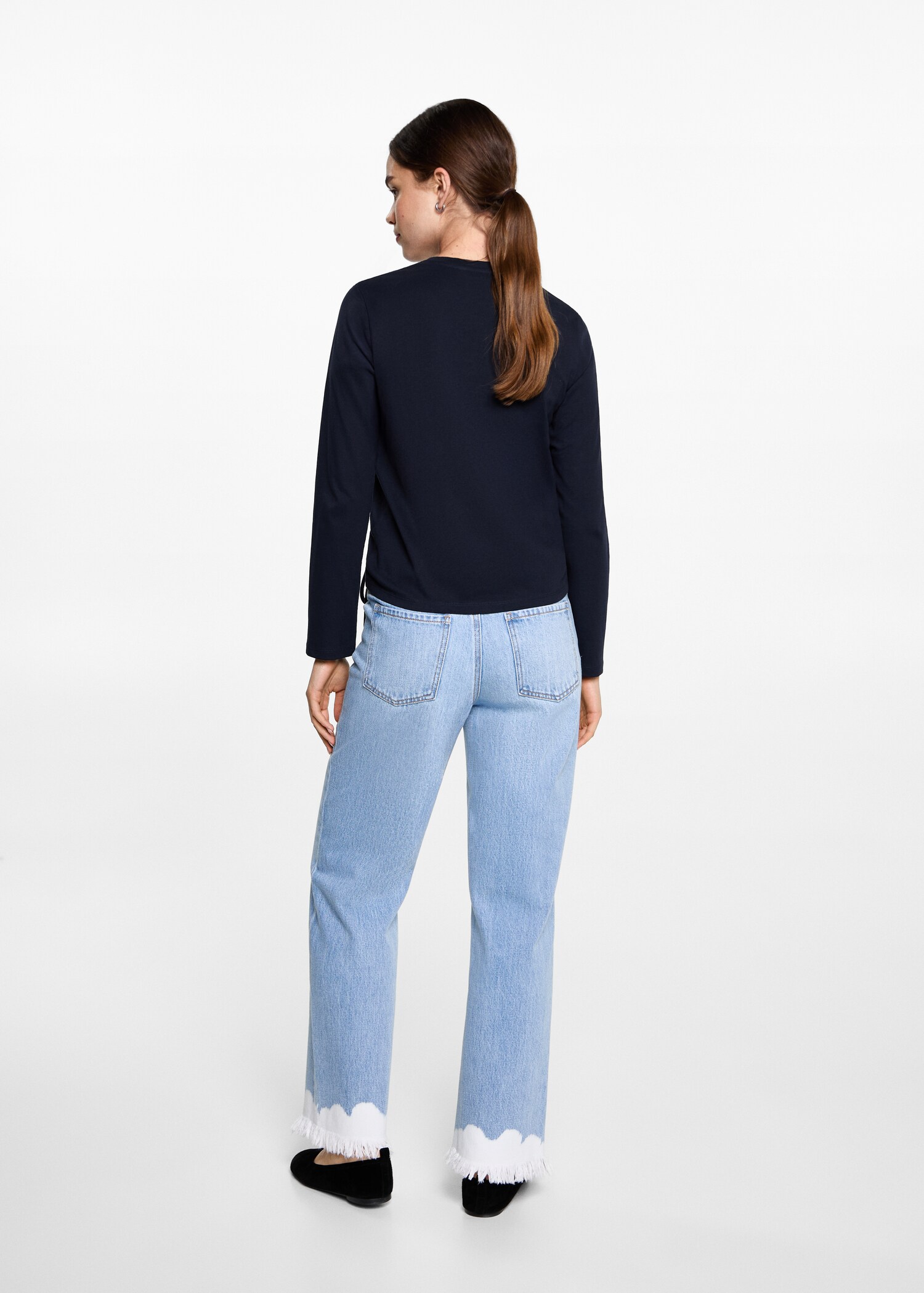 T-shirt with decorative flounces - Reverse of the article