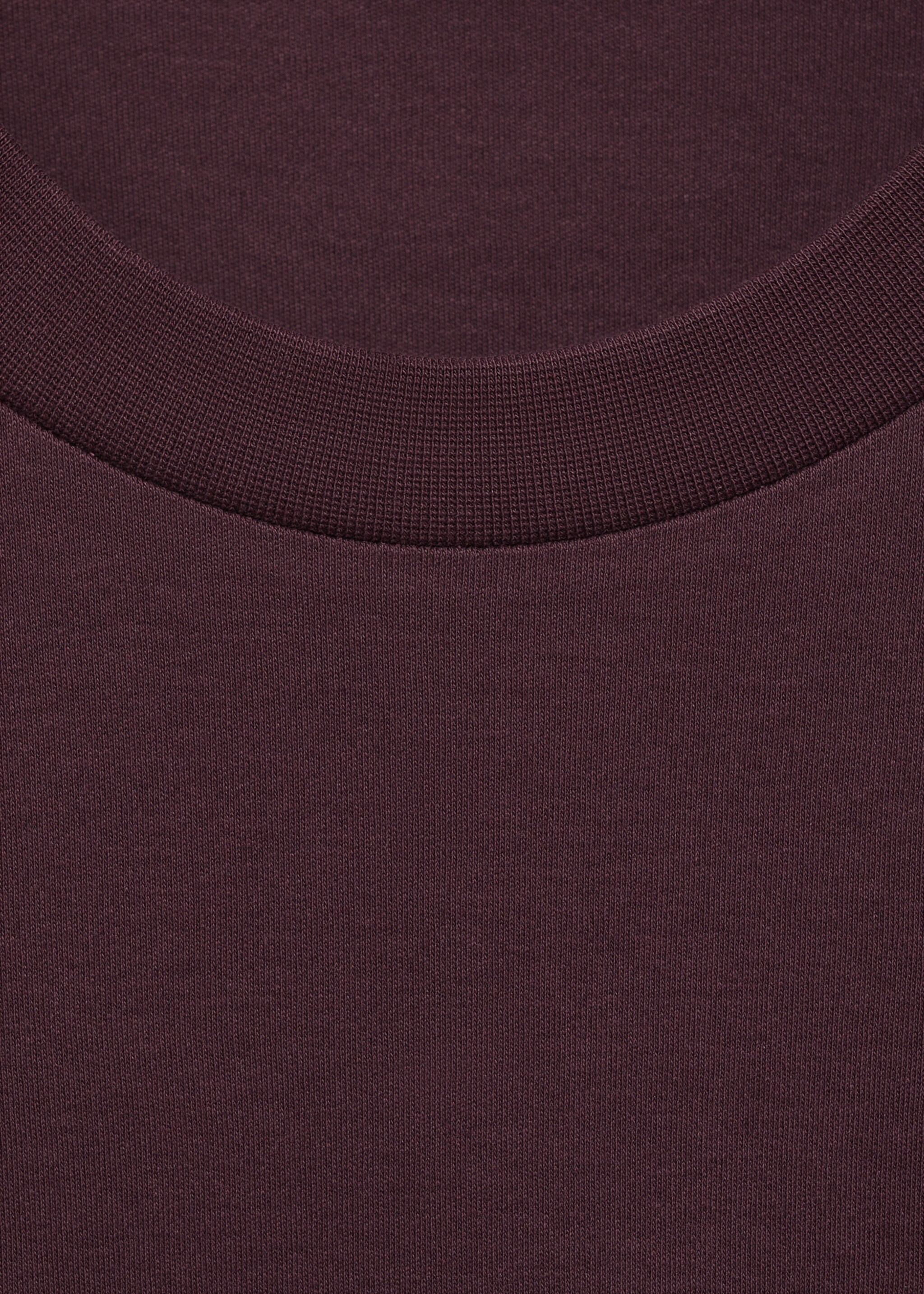 Camiseta manga larga regular fit - Detalle del artículo 8, Burdeos. Ref: 87060600-00.