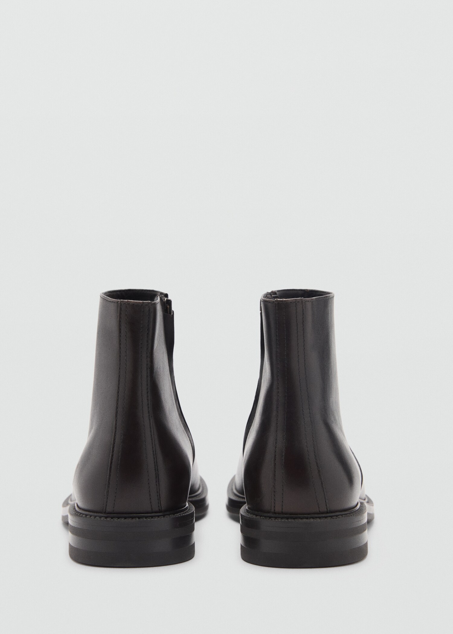 Zipped leather ankle boots - Details of the article 1