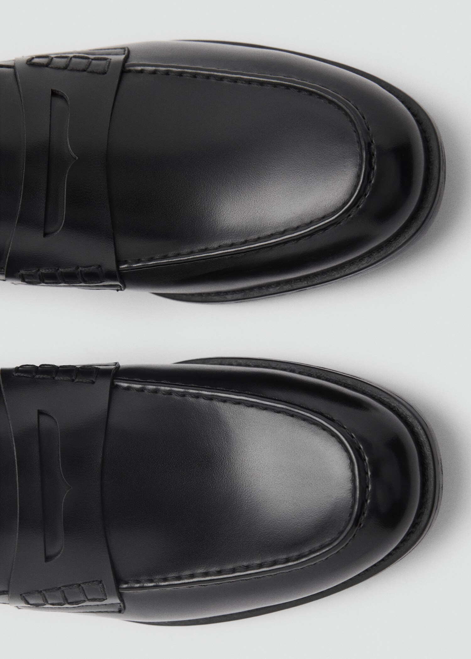 Nappa leather-effect moccasins - Details of the article 3