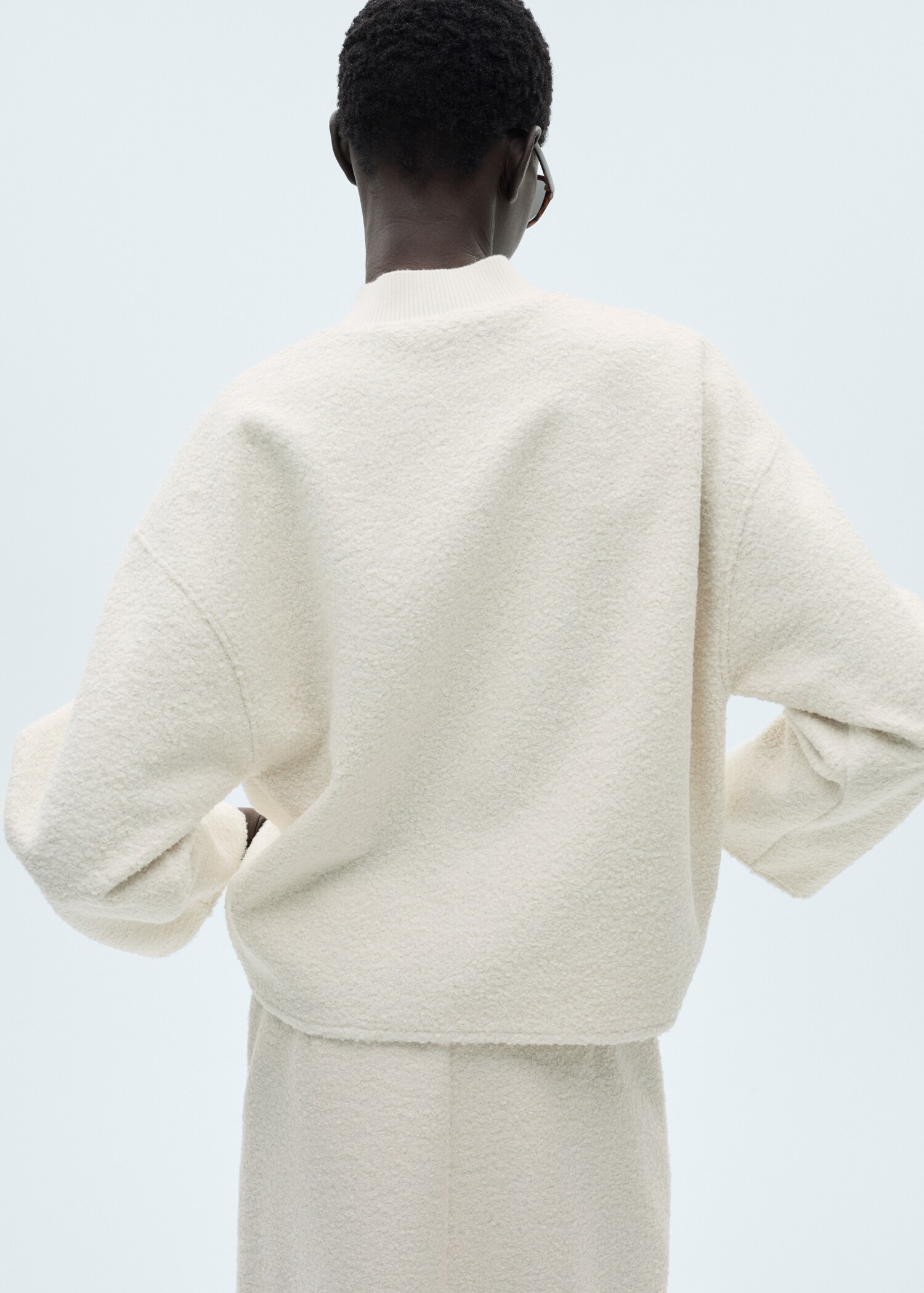 Perkins-neck bouclé sweatshirt - Reverse of the article