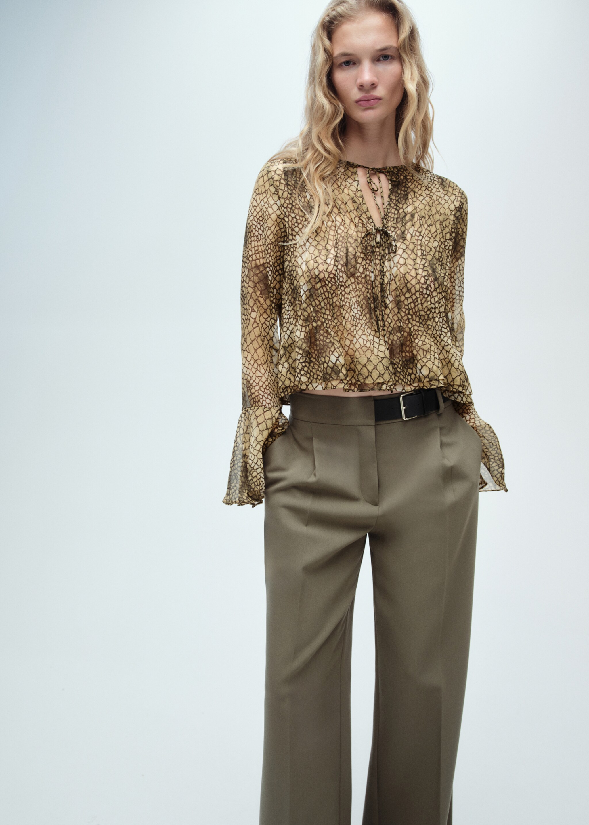 Puffed-sleeve printed shirt - Medium plane, Brown. Ref: 87060615-00.