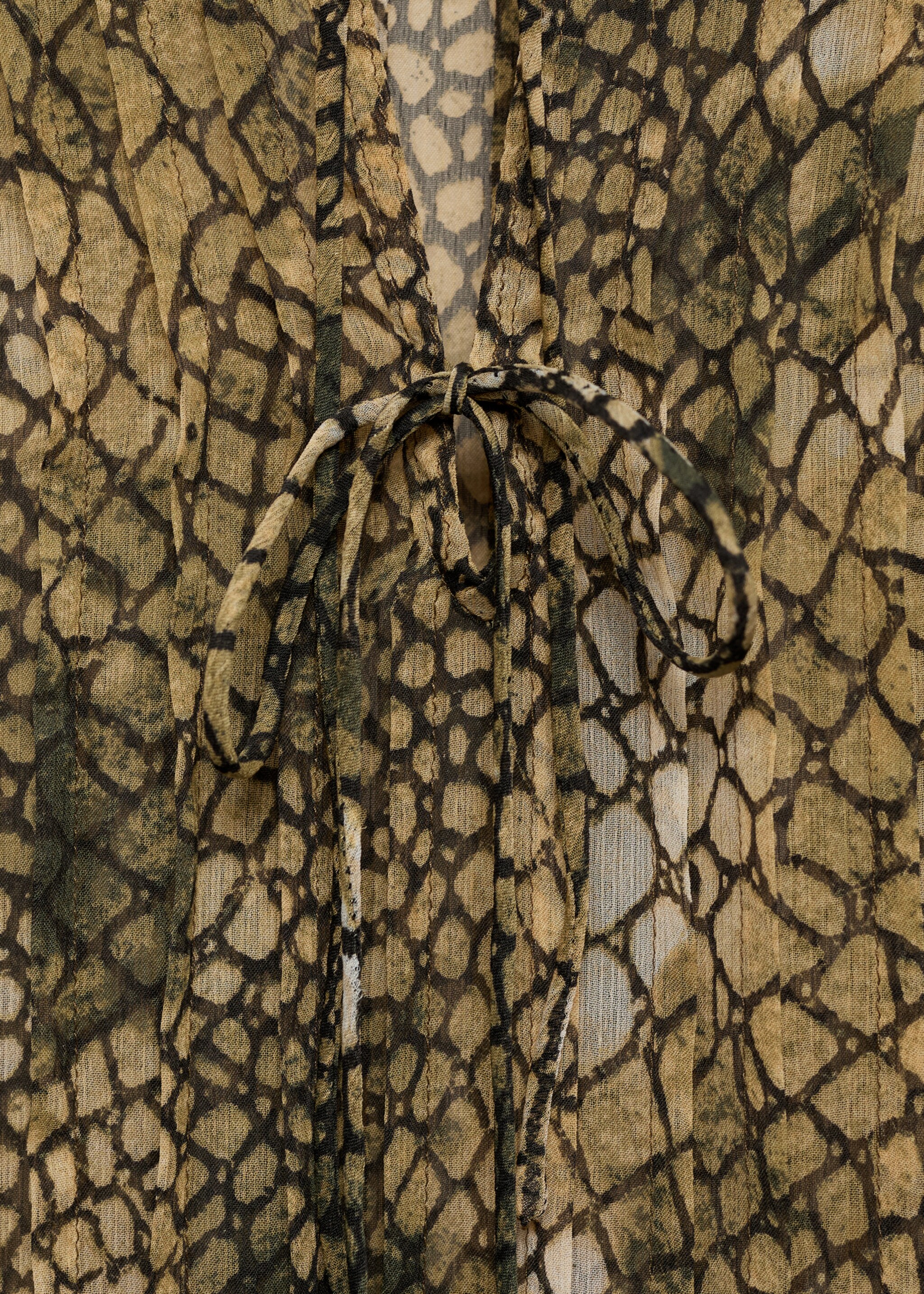 Puffed-sleeve printed shirt - Details of the article 8, Brown. Ref: 87060615-00.