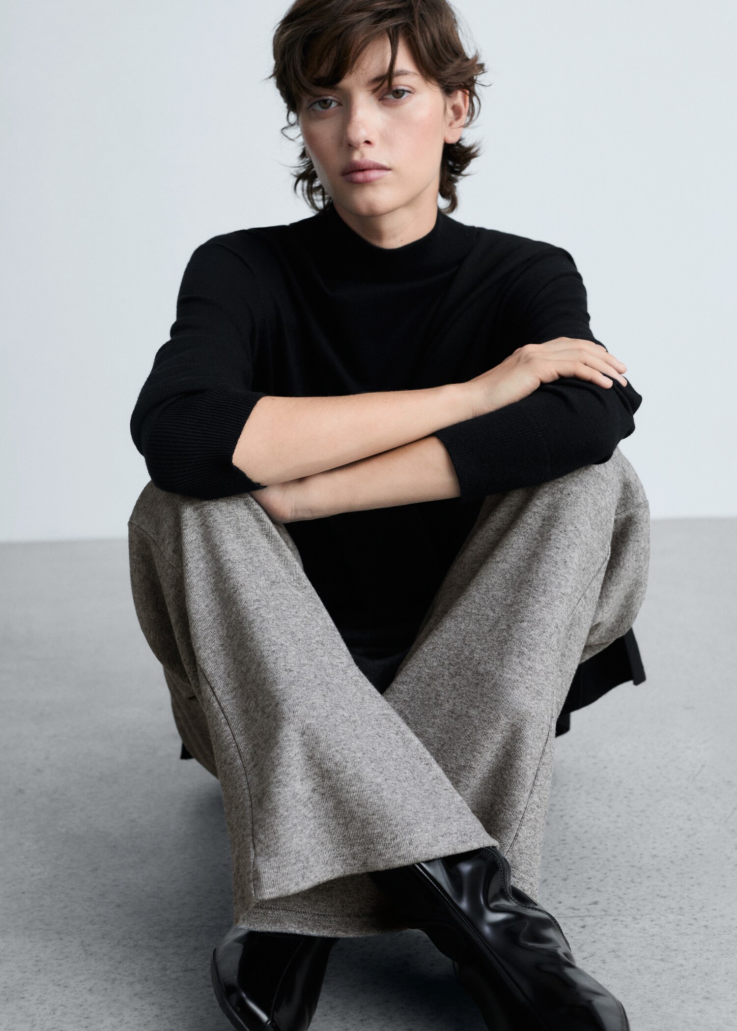 Straight knitted trousers - Details of the article 1