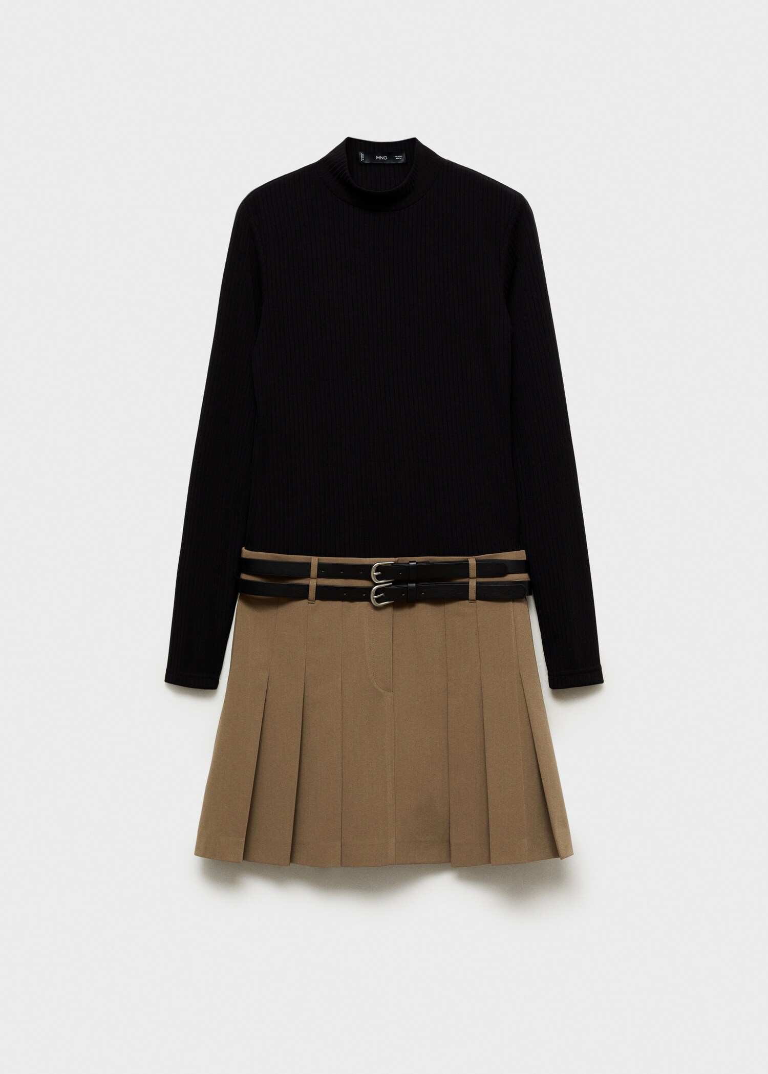 Dress with pleats and belt - Article without model