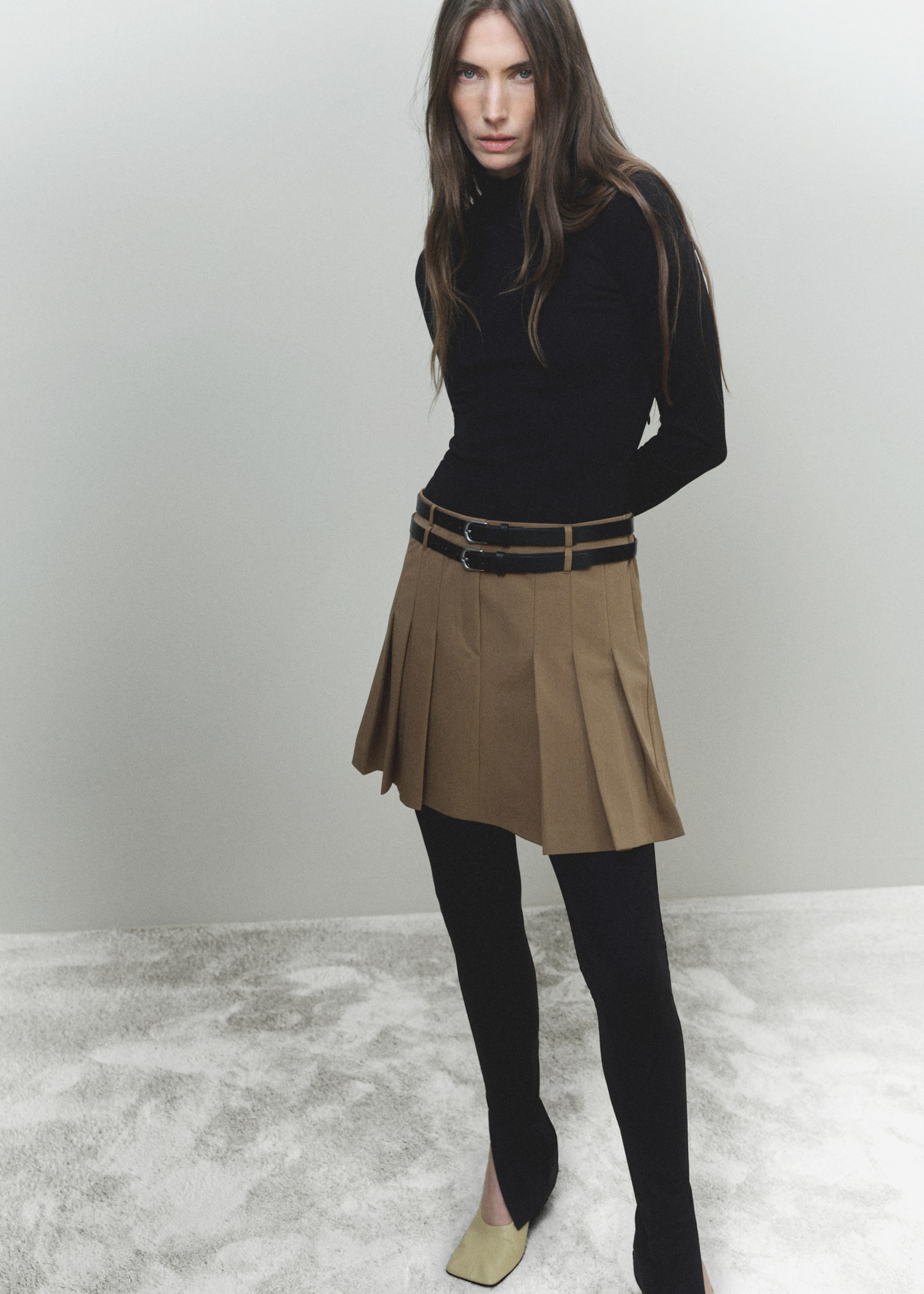 Dress with pleats and belt - Details of the article 6, Beige. Ref: 87060639-00.