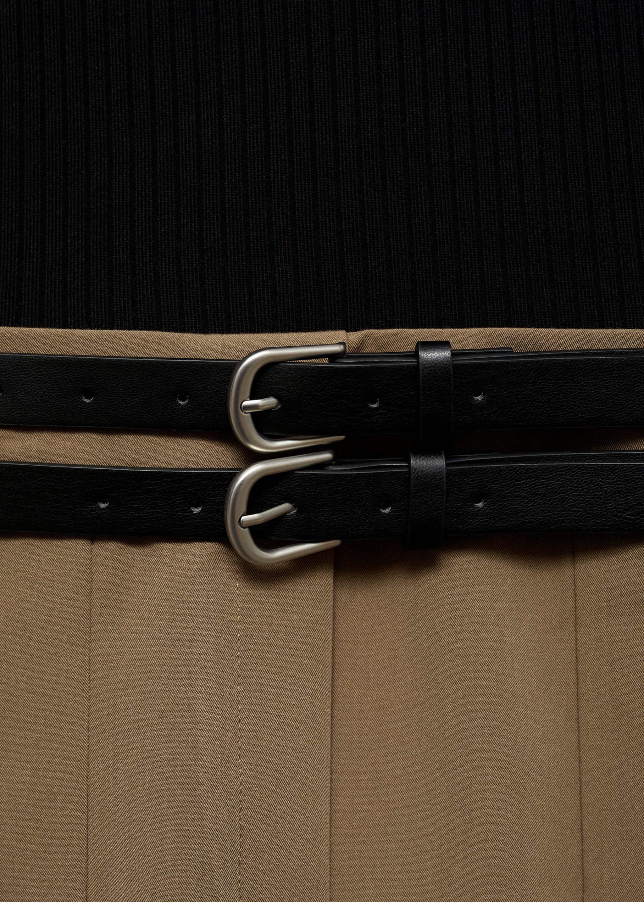 Dress with pleats and belt - Details of the article 8, Beige. Ref: 87060639-00.