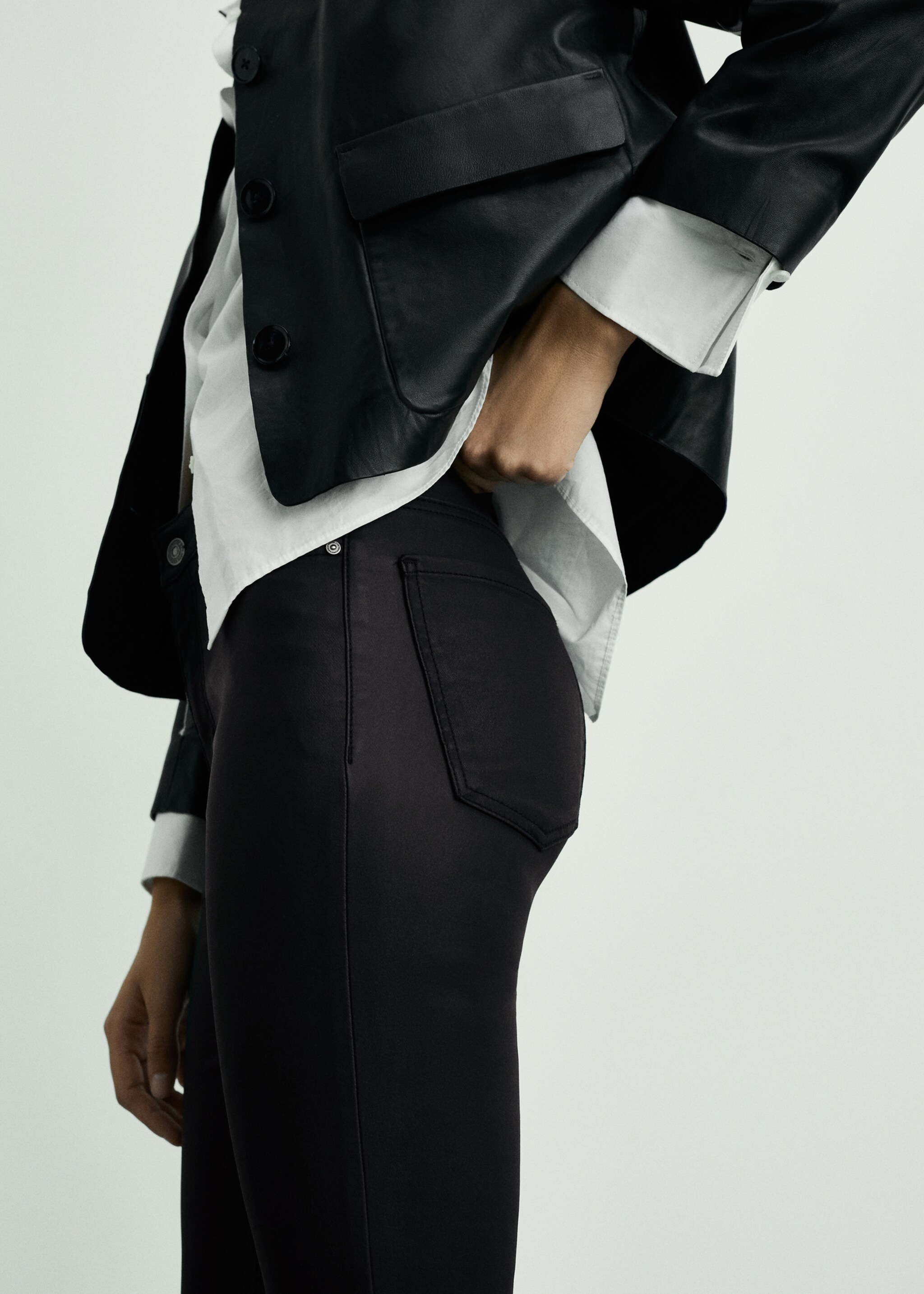 Vaxade jeans Sienna flare crop - Detaljer om artikeln 6, Svart. Ref: 87060643-00.