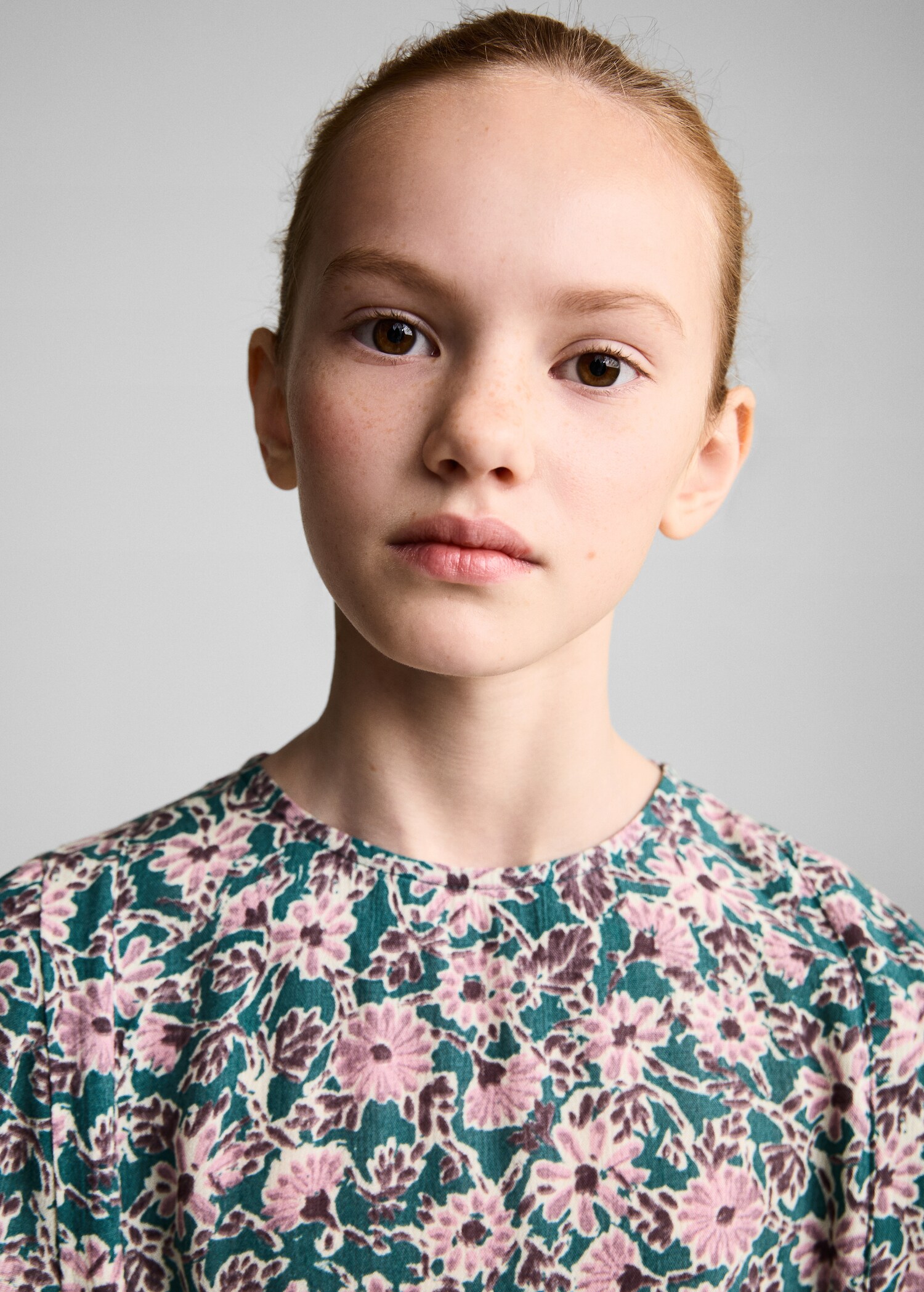 Robe à fleurs détail froncé - Détail de l'article 1