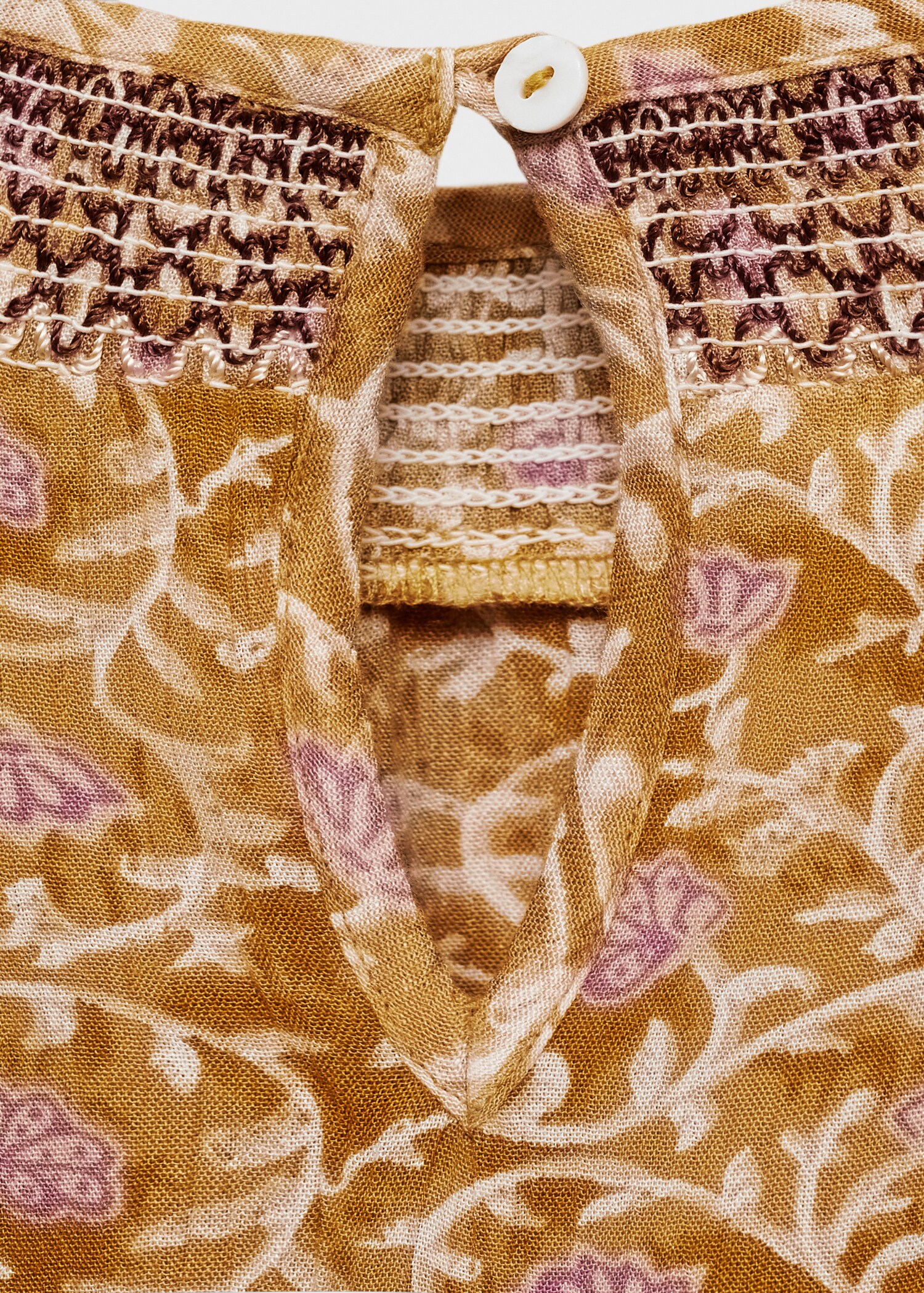 Flowy printed blouse - Details of the article 0