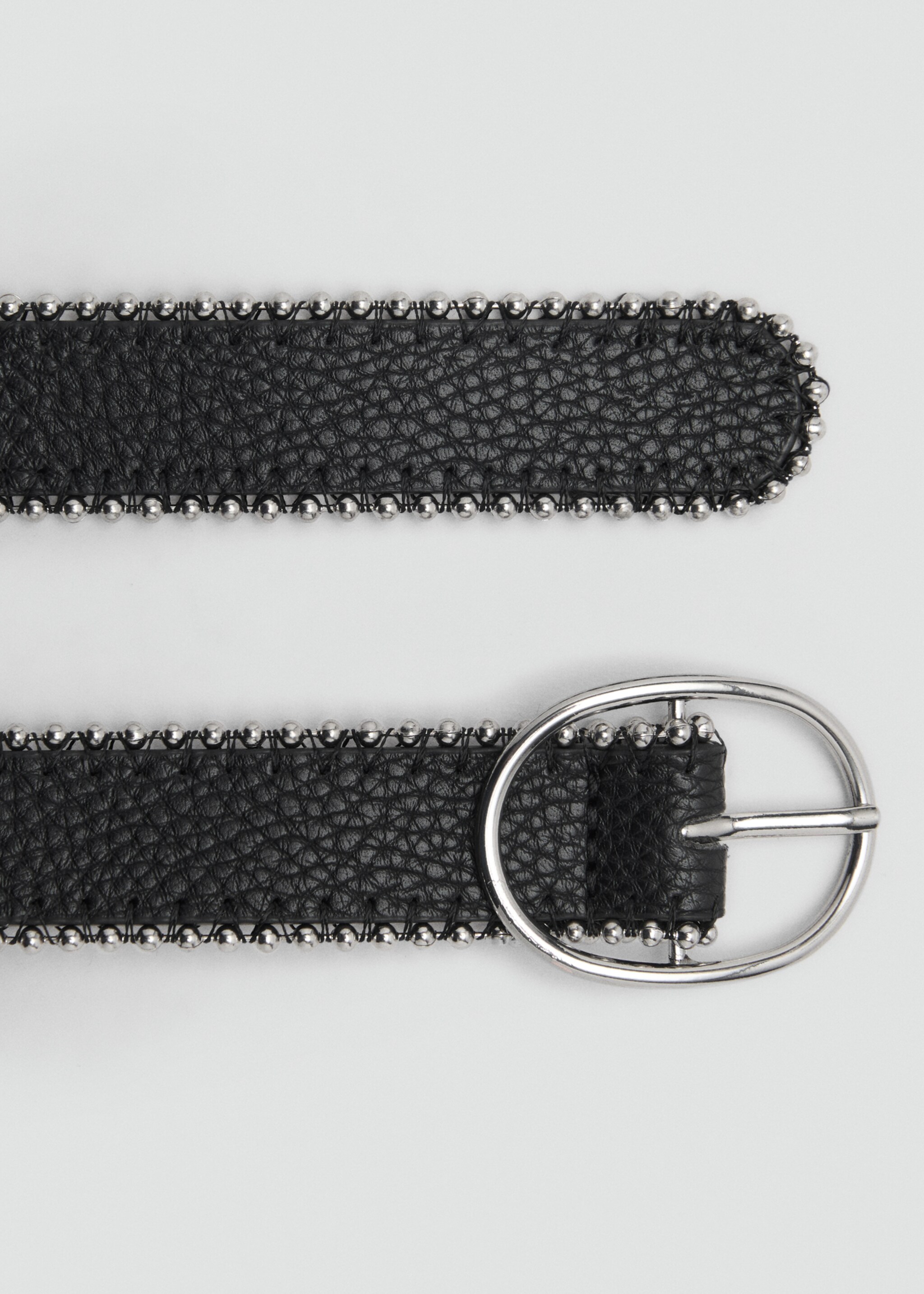 Schmaler Metallgürtel - Detail des Artikels 1, Schwarz. Ref: 87060648-00.