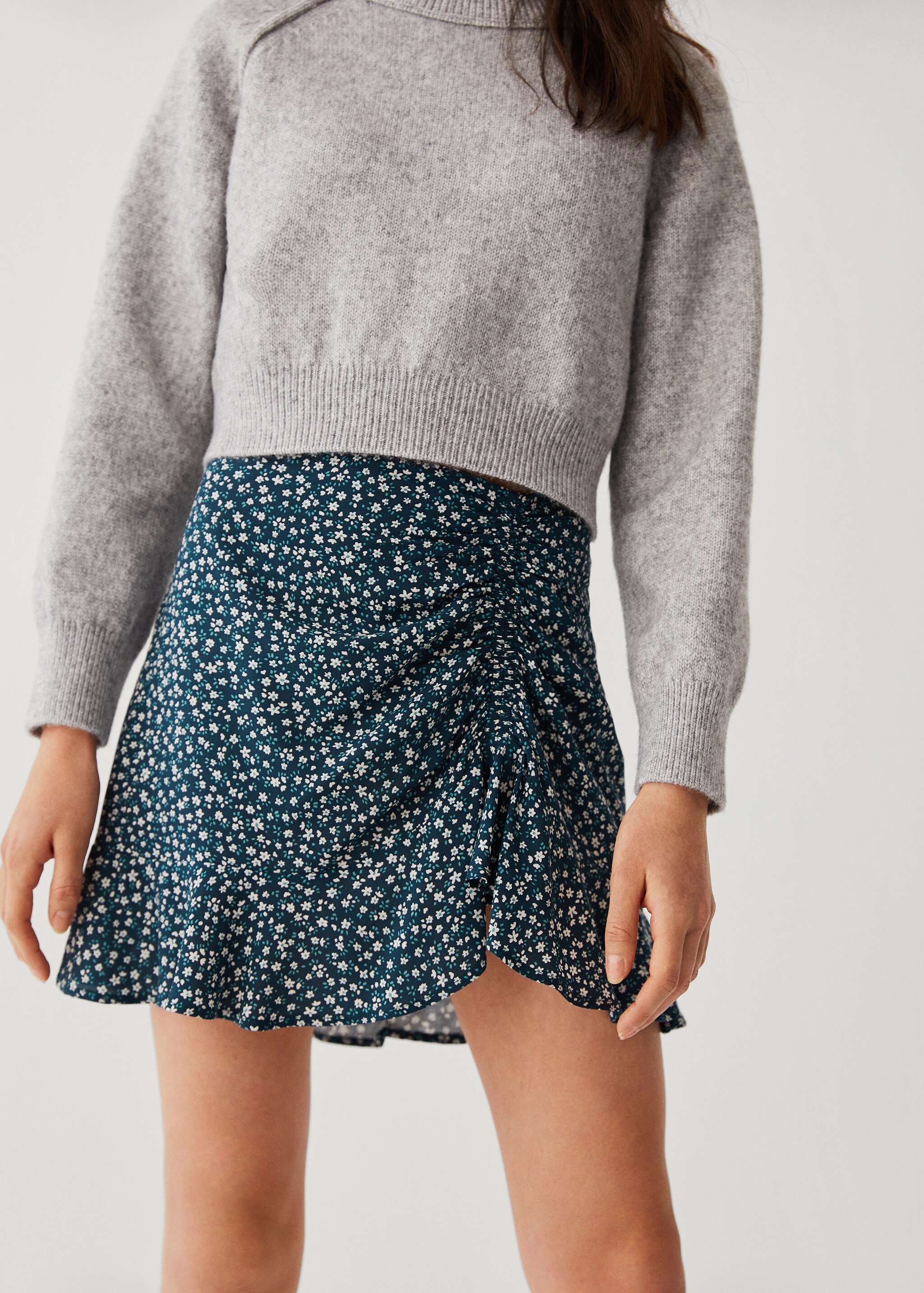 Falda estampada lazo - Plano medio