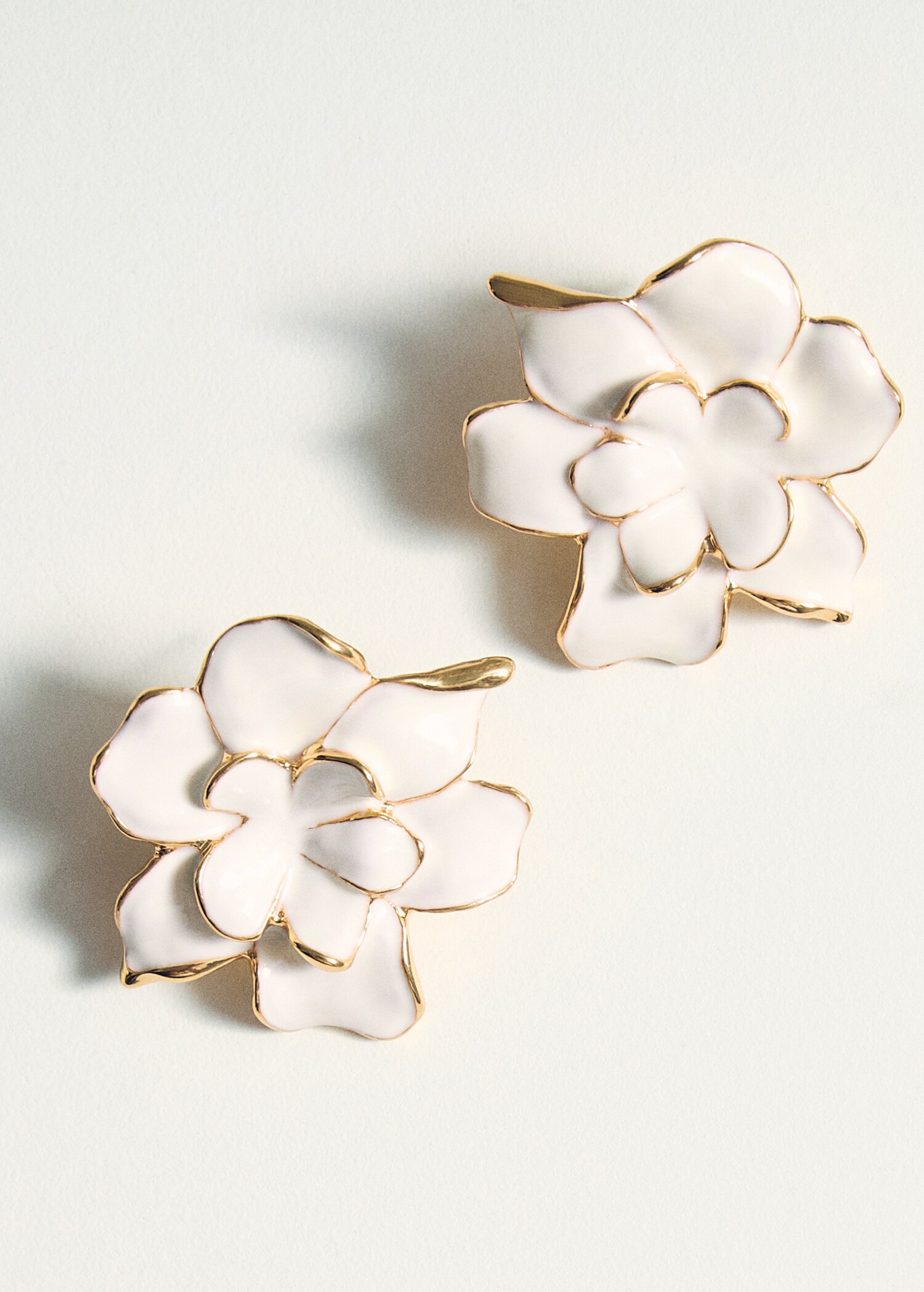 Doppelte Blumenohrringe - Detail des Artikels 5