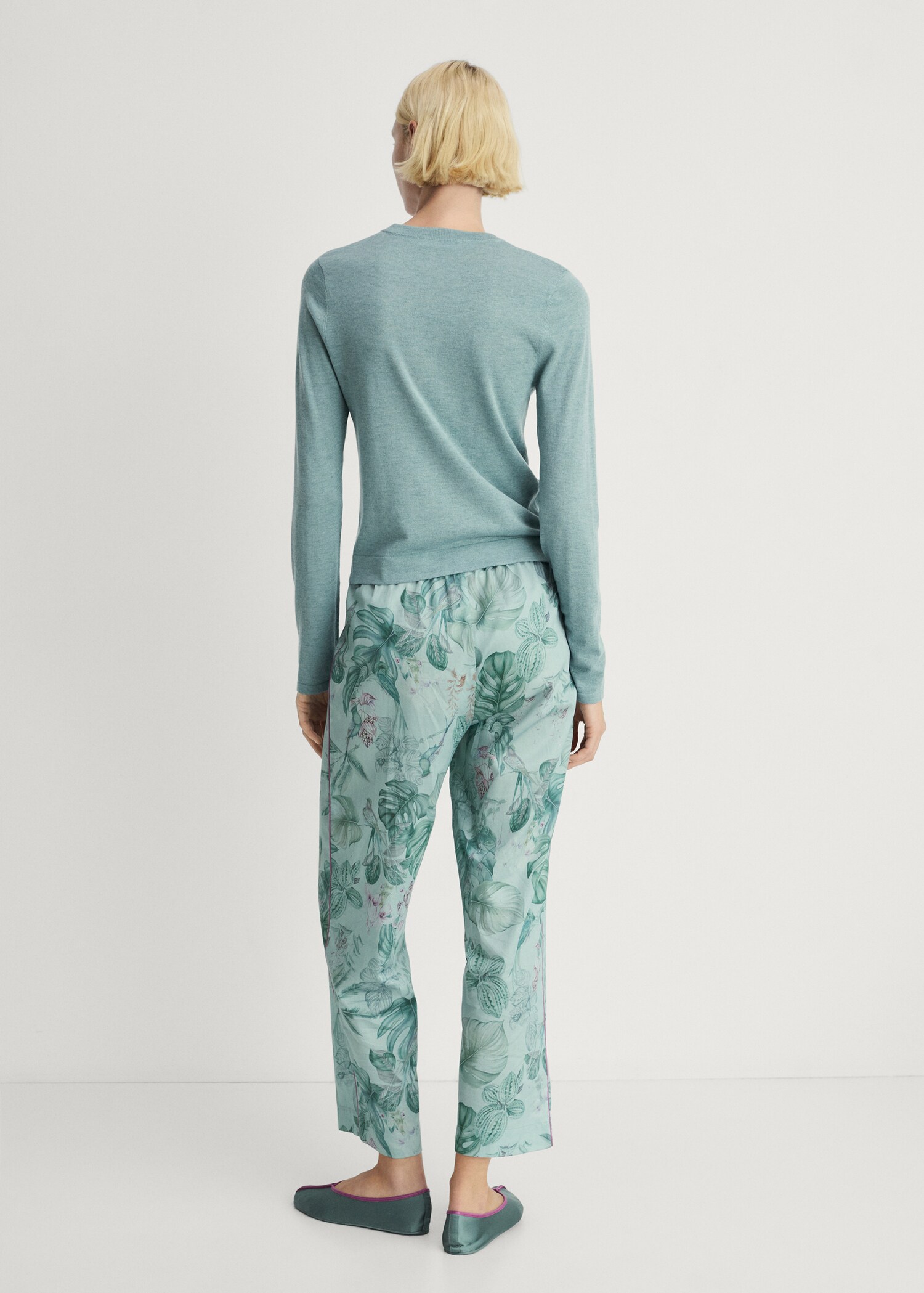 Pletený svetr s kulatým výstřihem - Zadní strana zboží