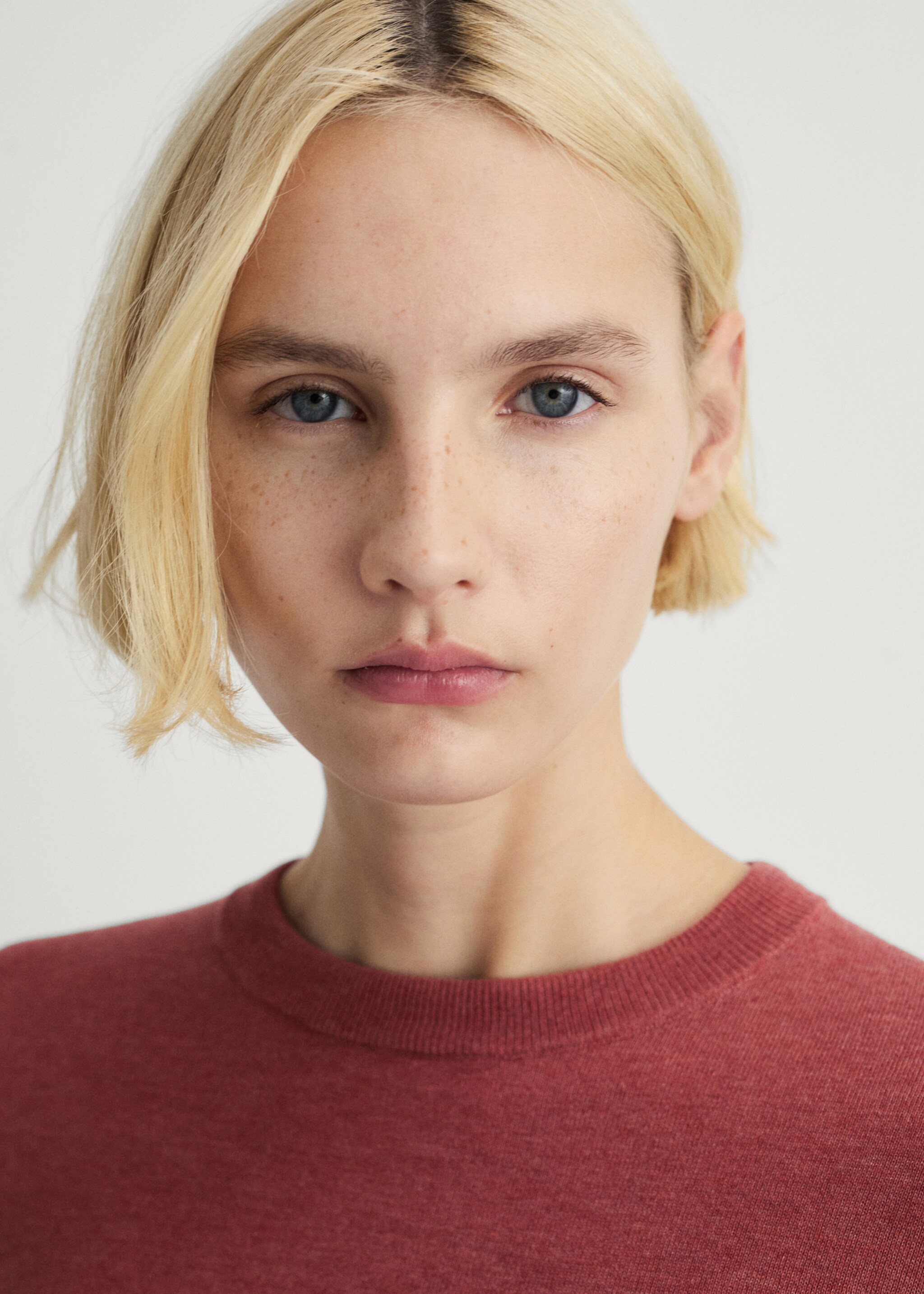 Pull en maille à col rond - Détail de l'article 6, Rose géranium. Ref: 87062892-00.